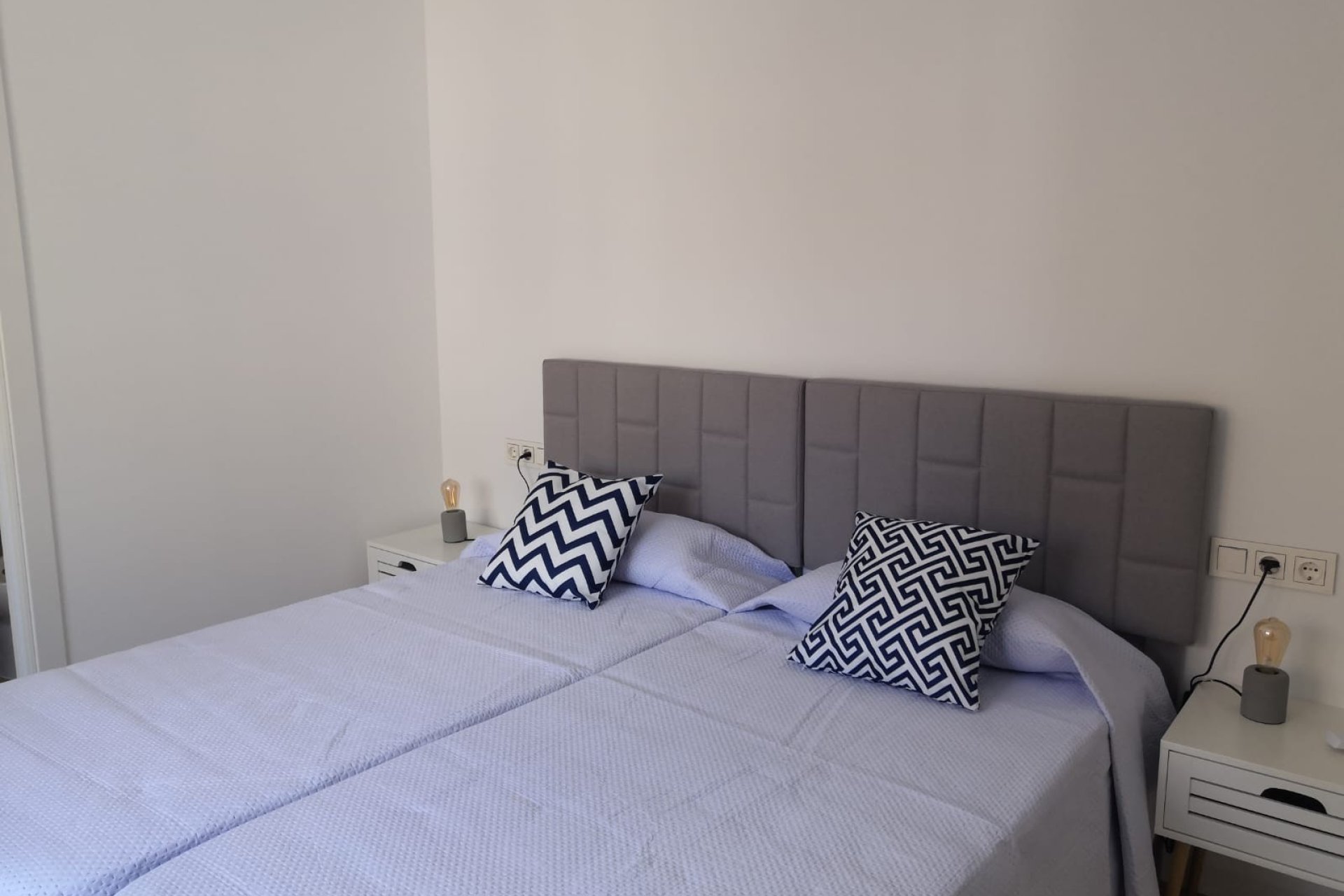 Resale - Apartment - Aguilas - Center