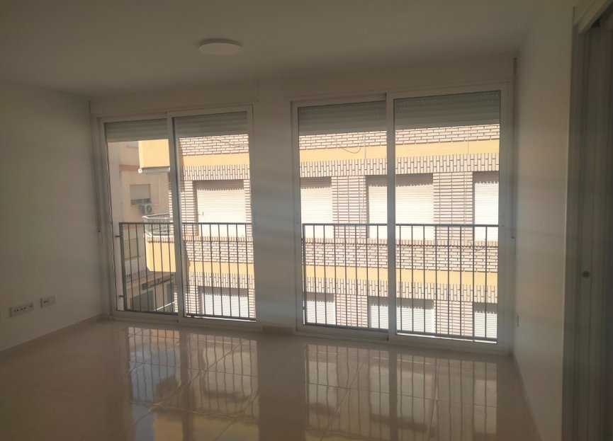 Resale - Apartment - Aguilas - Center