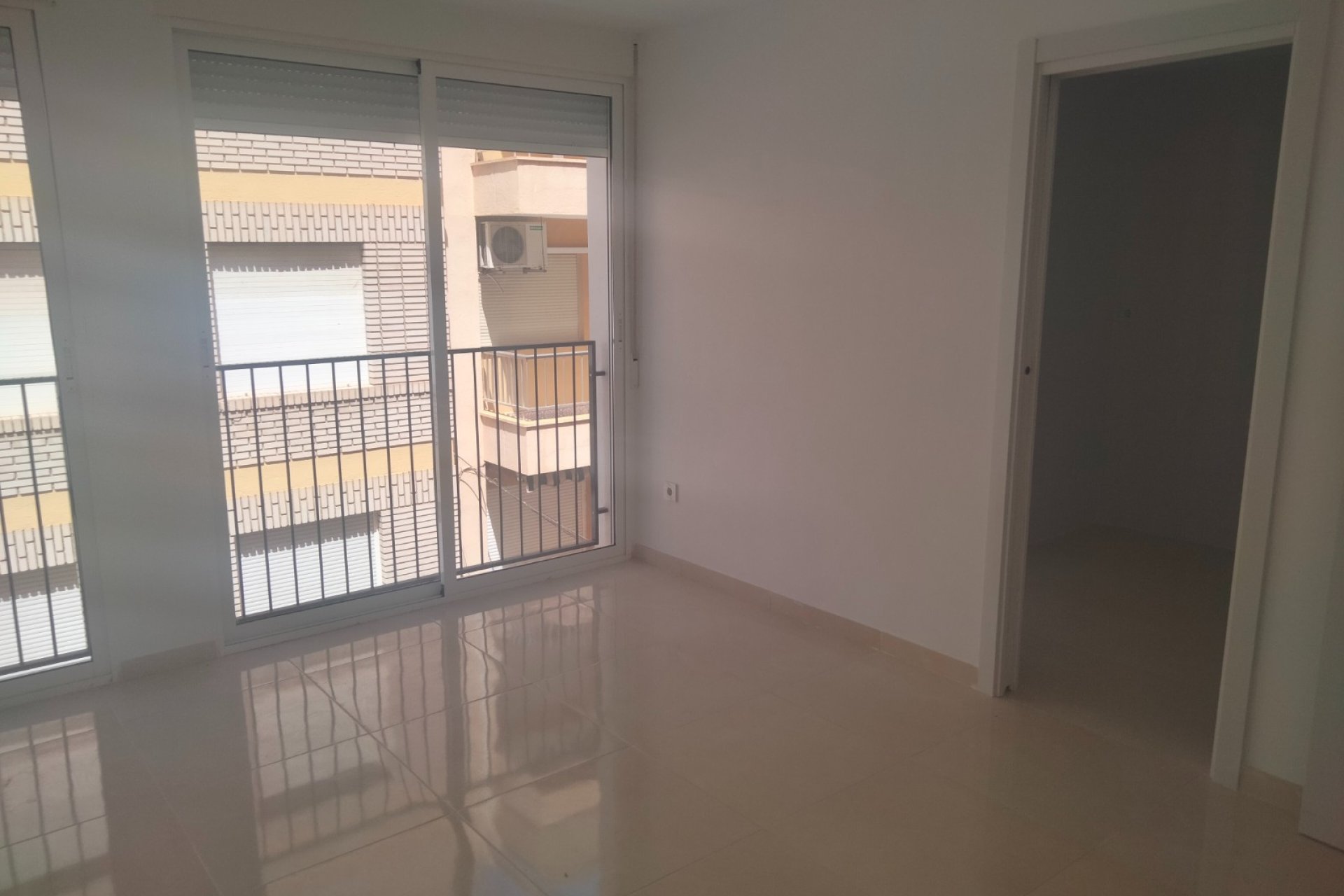 Resale - Apartment - Aguilas - Center