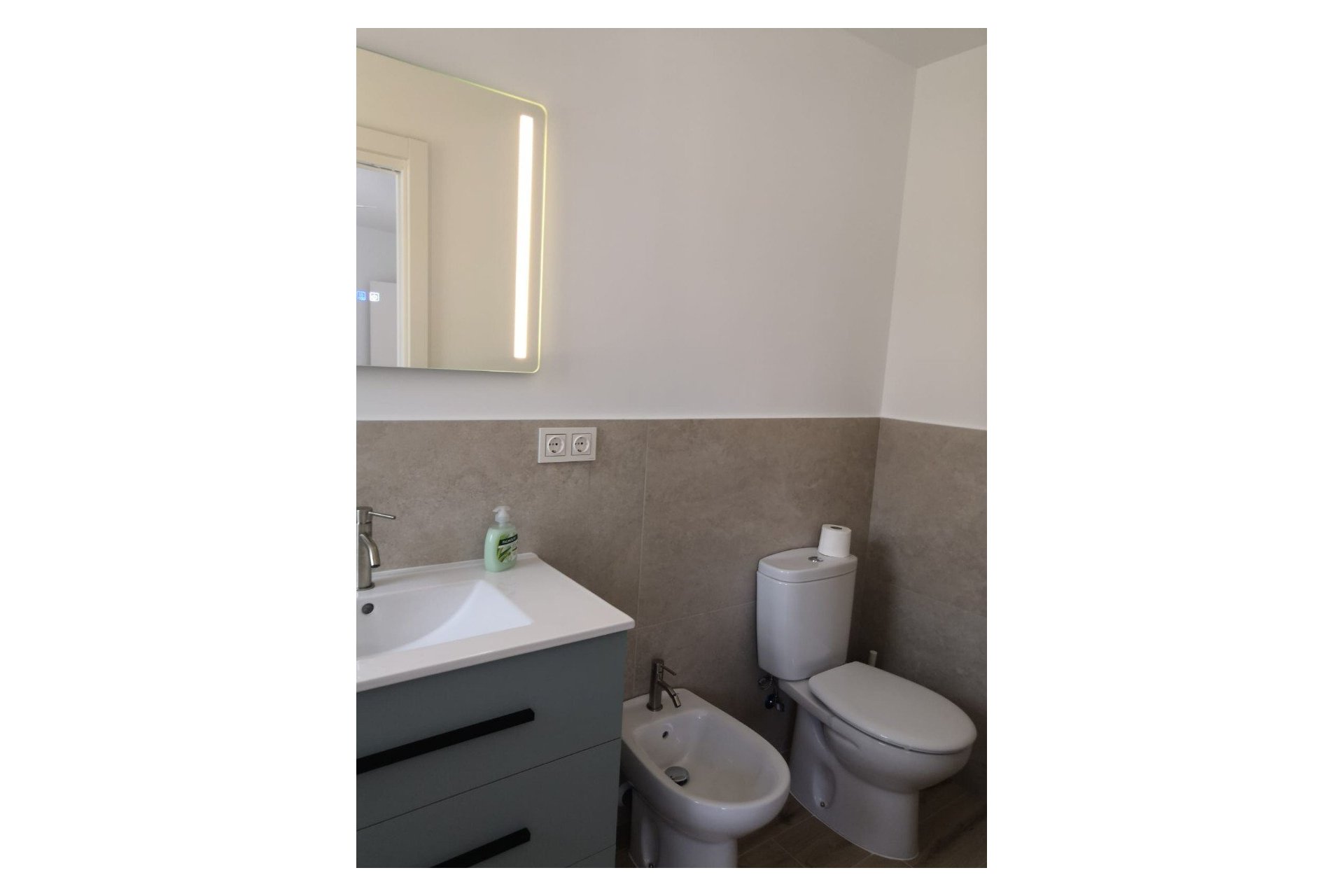 Resale - Apartment - Aguilas - Center