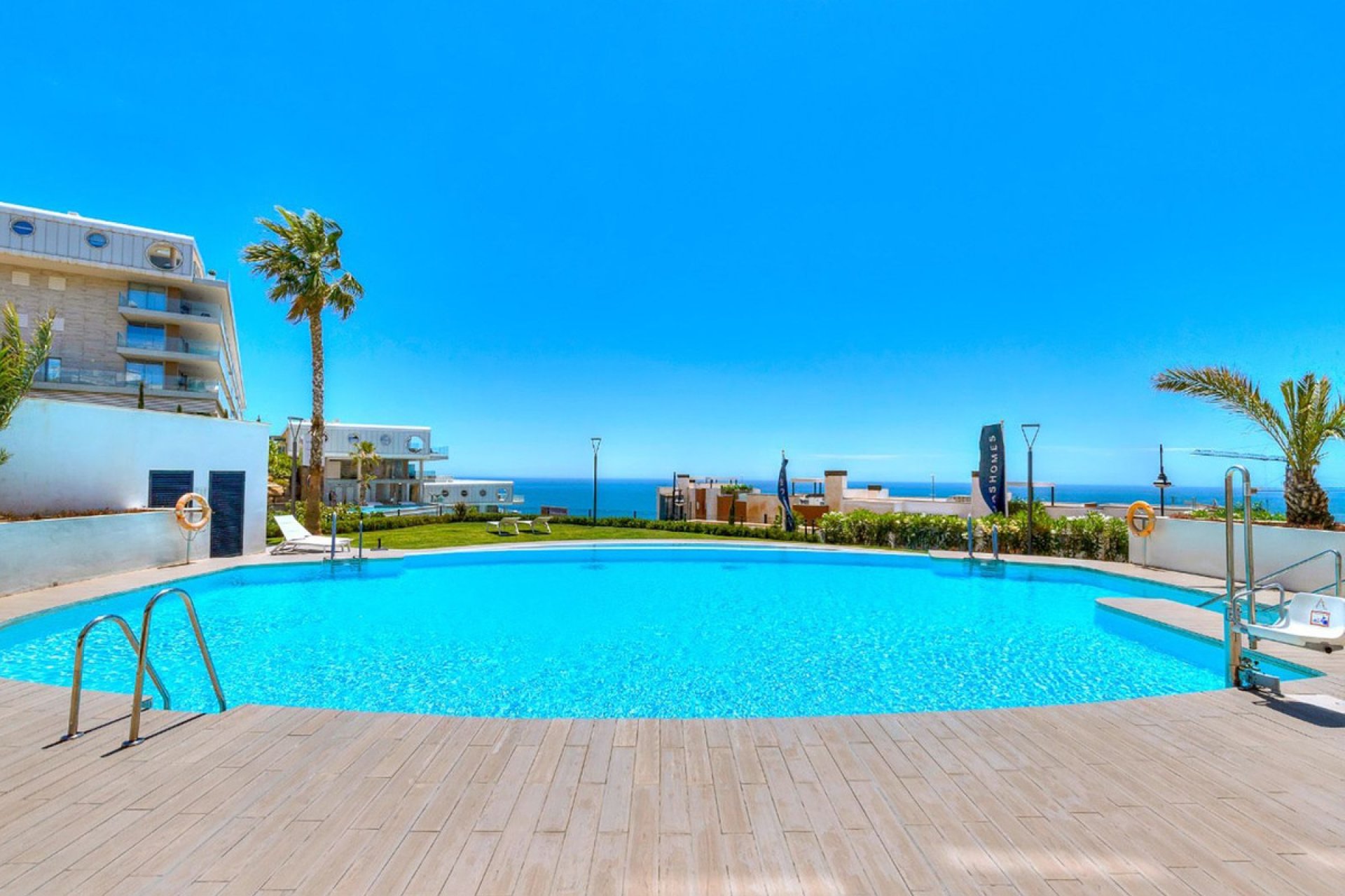 Resale - Apartment - Benalmádena