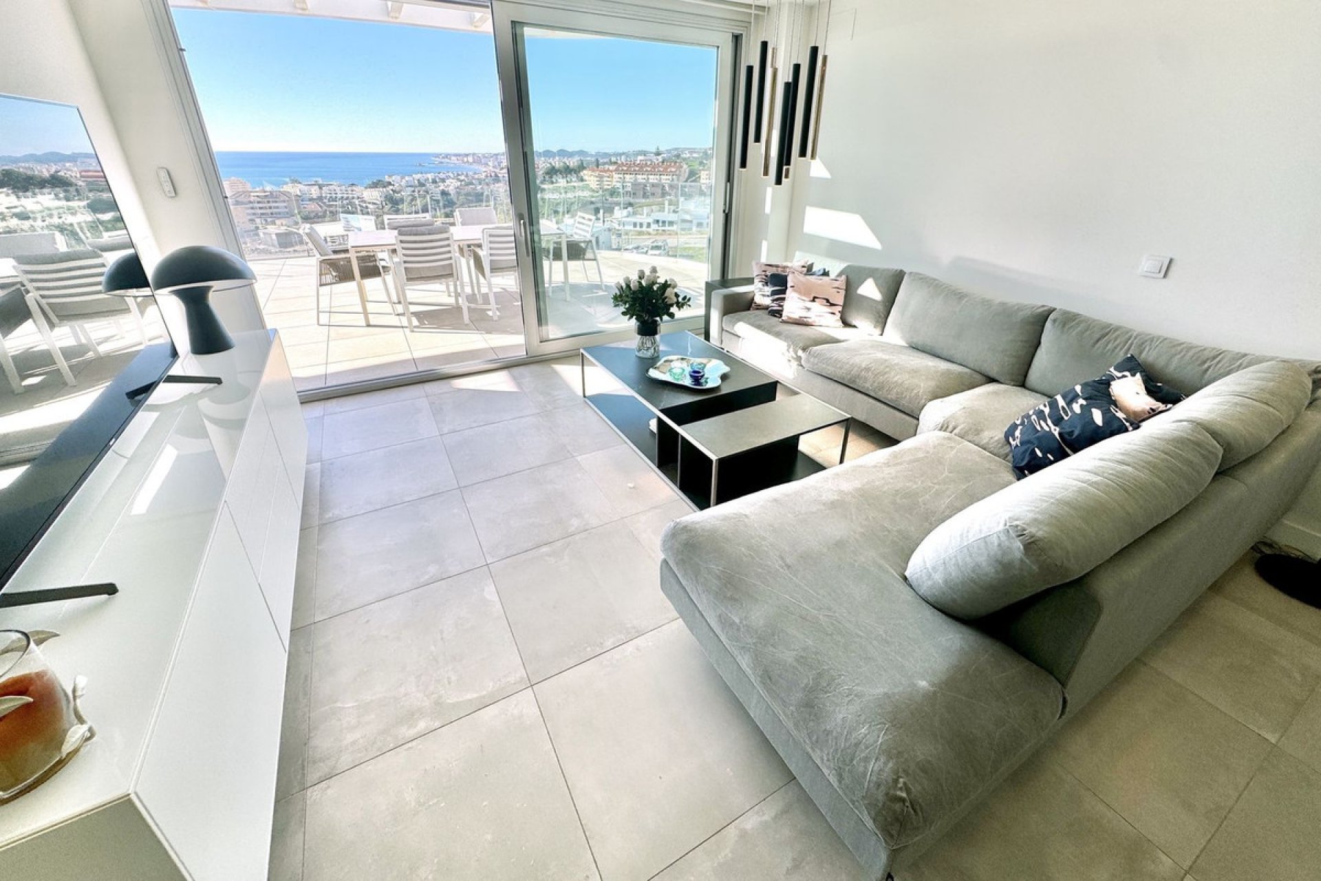 Resale - Apartment - Benalmádena