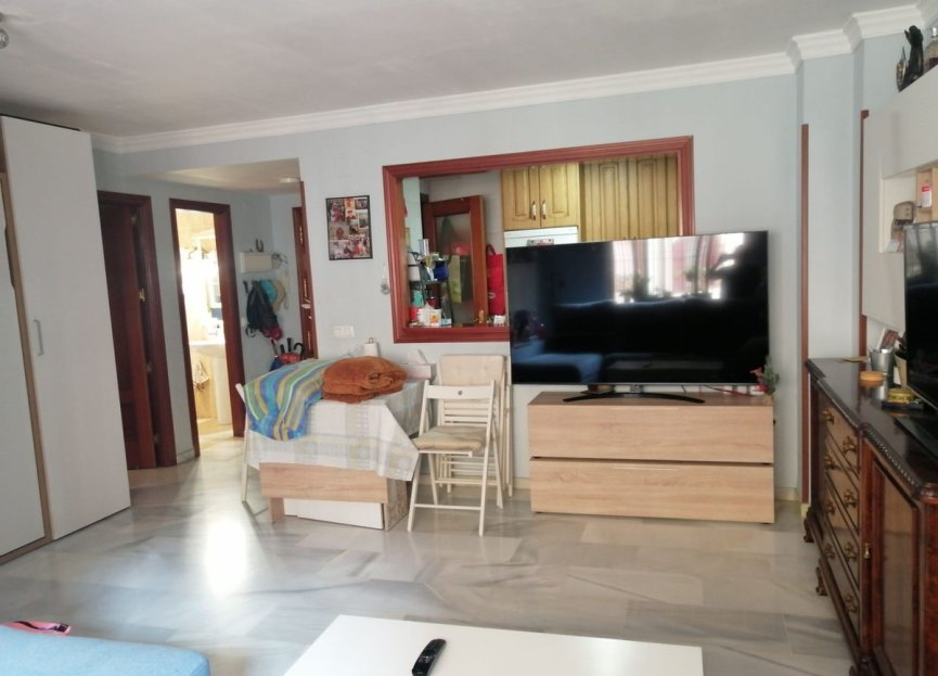 Resale - Apartment - Benalmádena