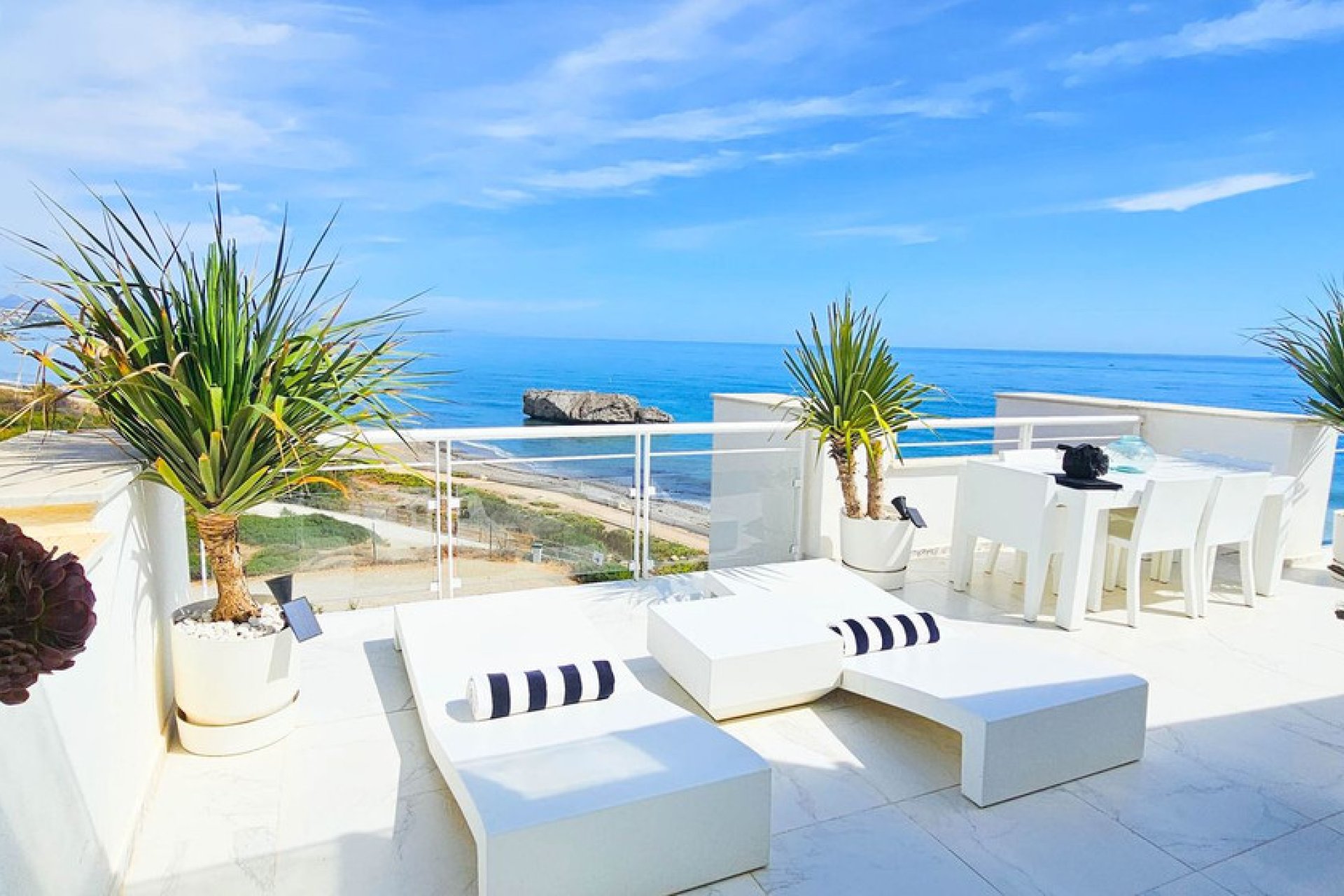 Resale - Apartment - Casares Playa - Casares