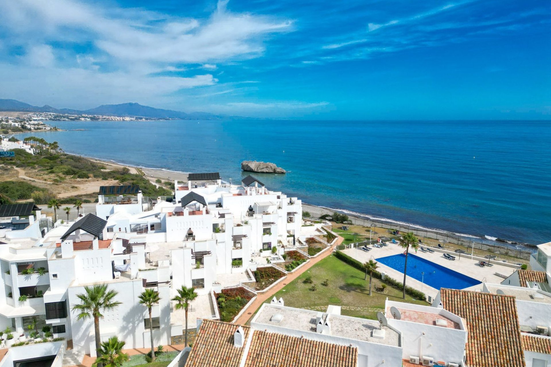 Resale - Apartment - Casares Playa - Casares