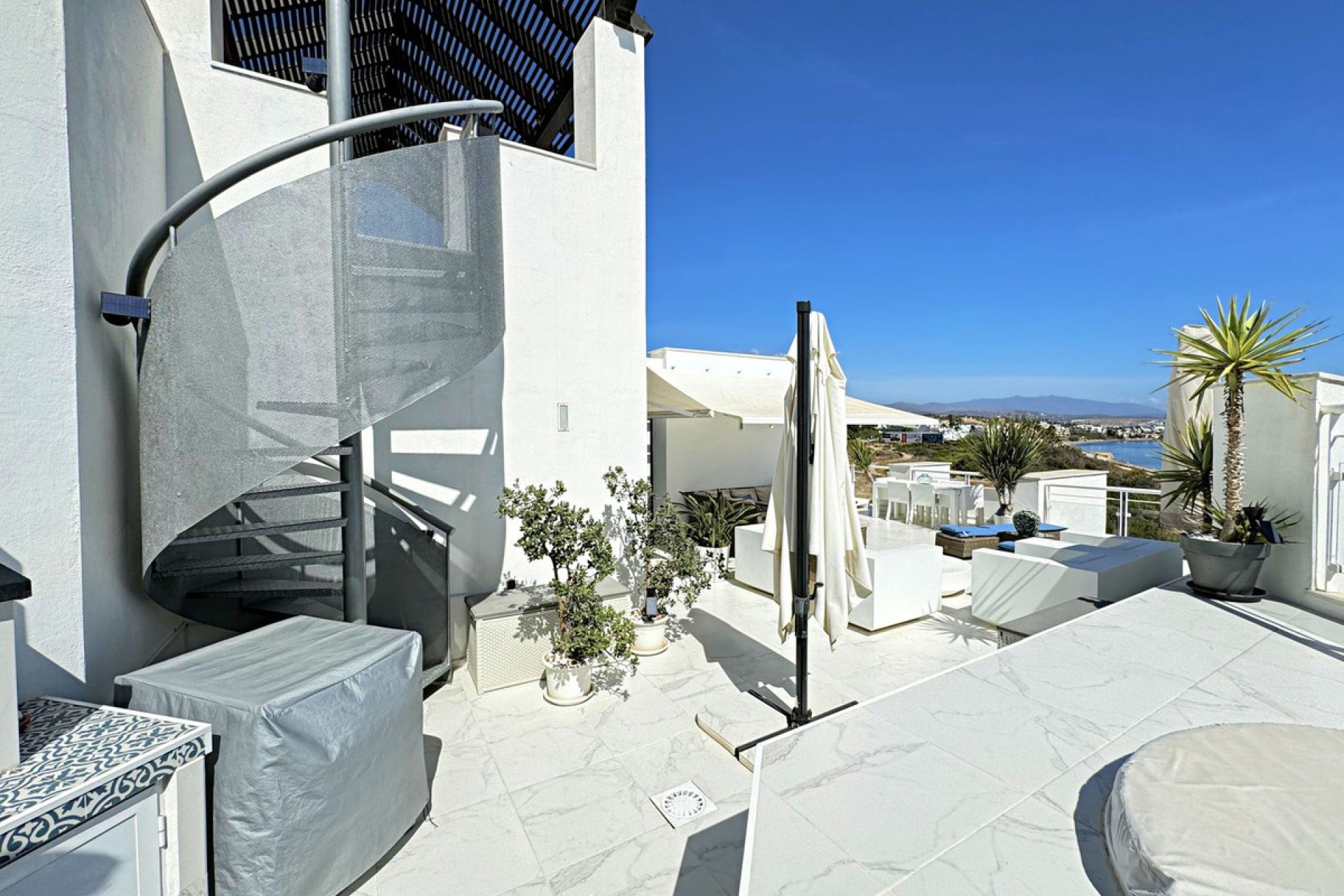 Resale - Apartment - Casares Playa - Casares