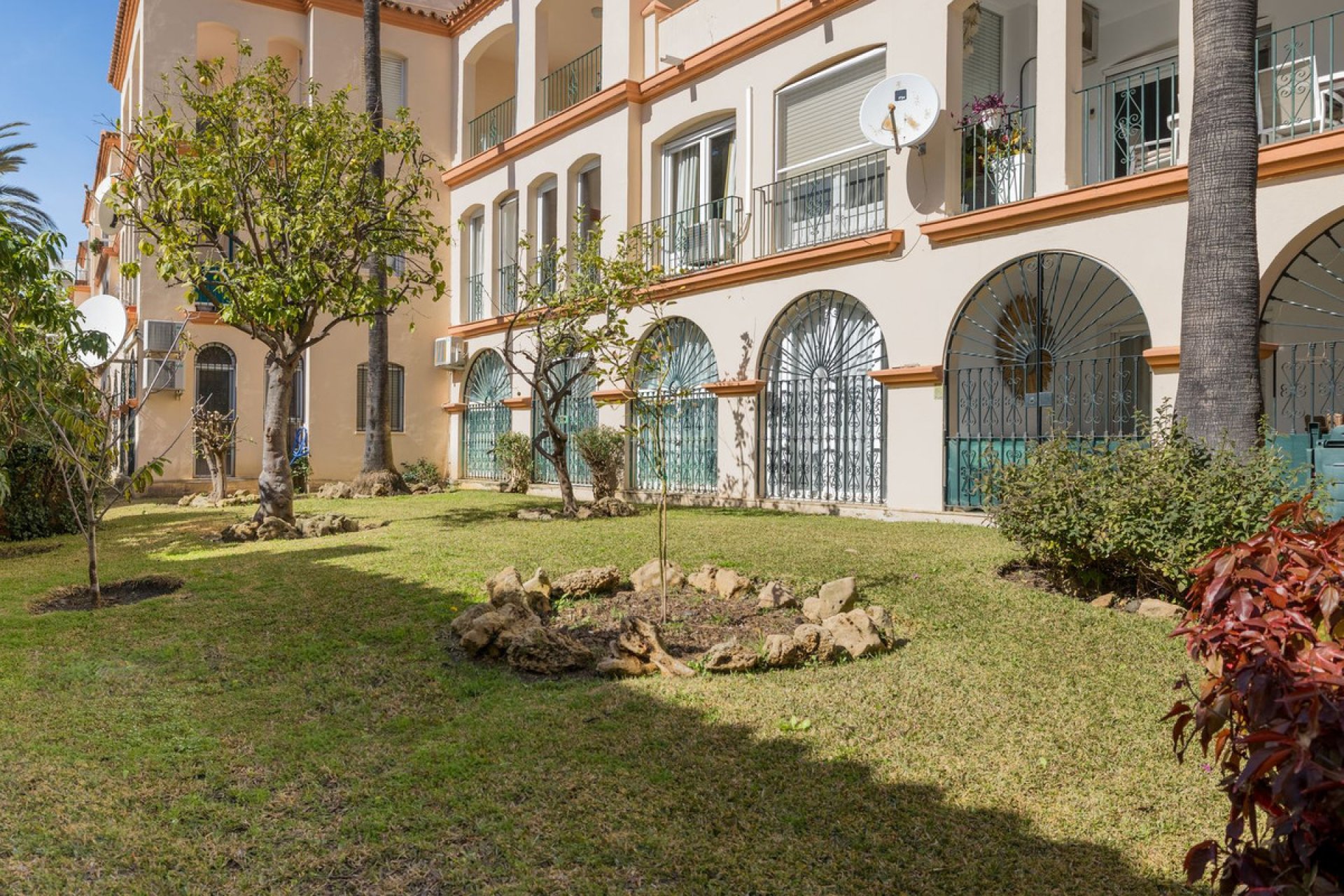 Resale - Apartment - Duplex - Estepona - Estepona Centro