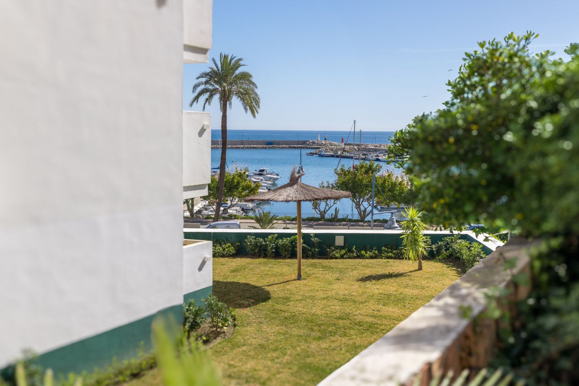 Resale - Apartment - Duplex - Estepona - Estepona Centro