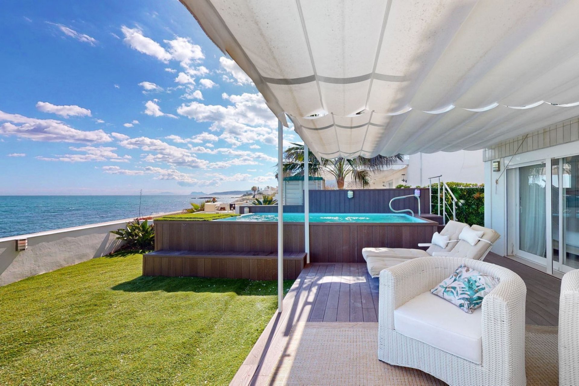 Resale - Apartment - Duplex - Estepona - Estepona Centro