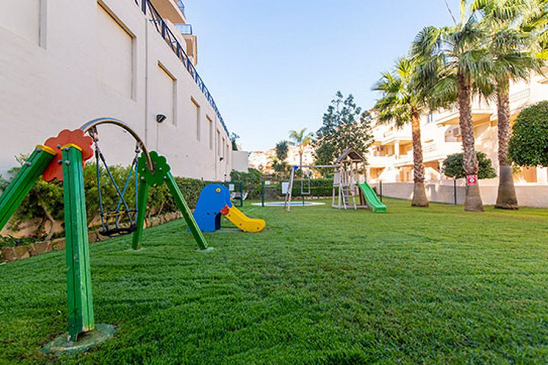 Resale - Apartment - Duplex - Manilva - La Duquesa