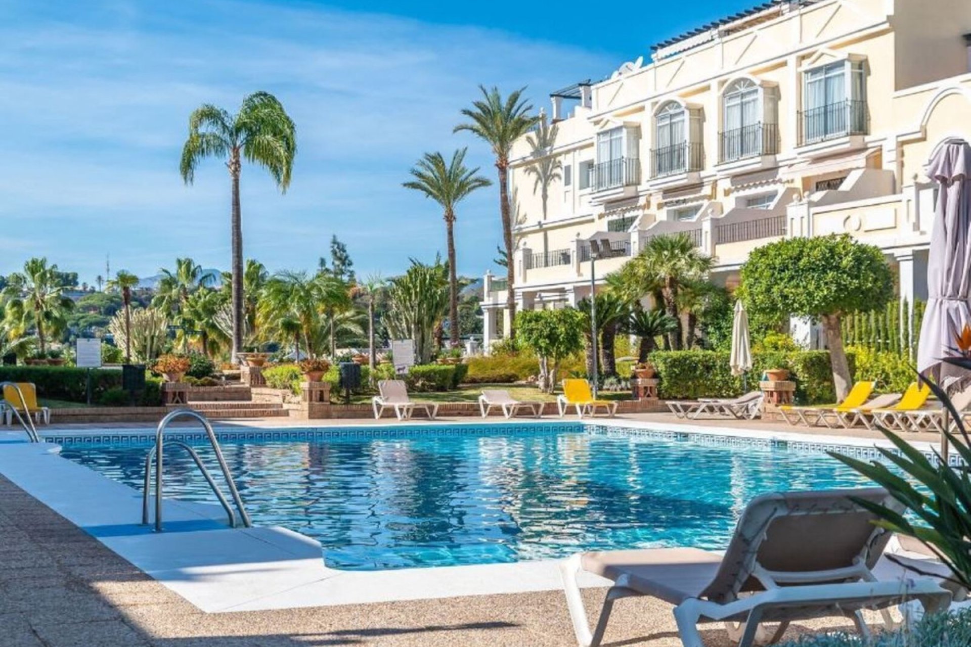 Resale - Apartment - Duplex - Marbella - Aloha