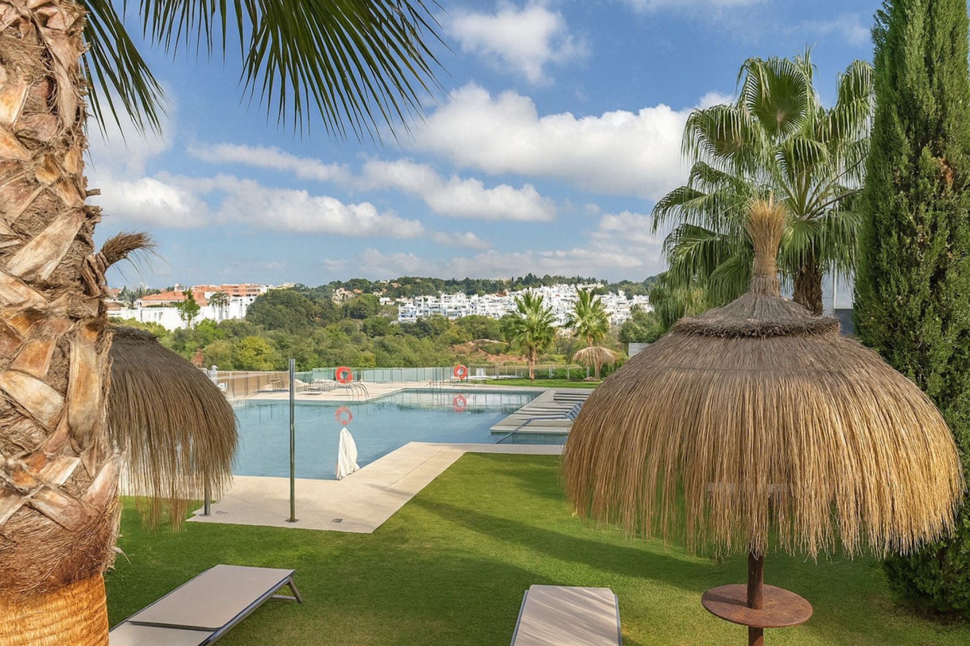 Resale - Apartment - Duplex - Marbella - Artola