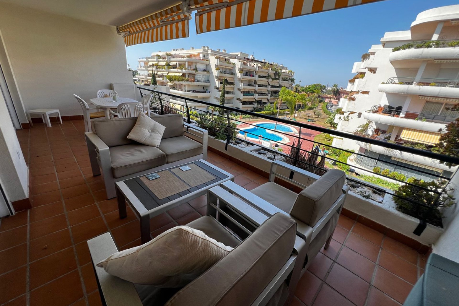 Resale - Apartment - Duplex - Marbella - Guadalmina Alta