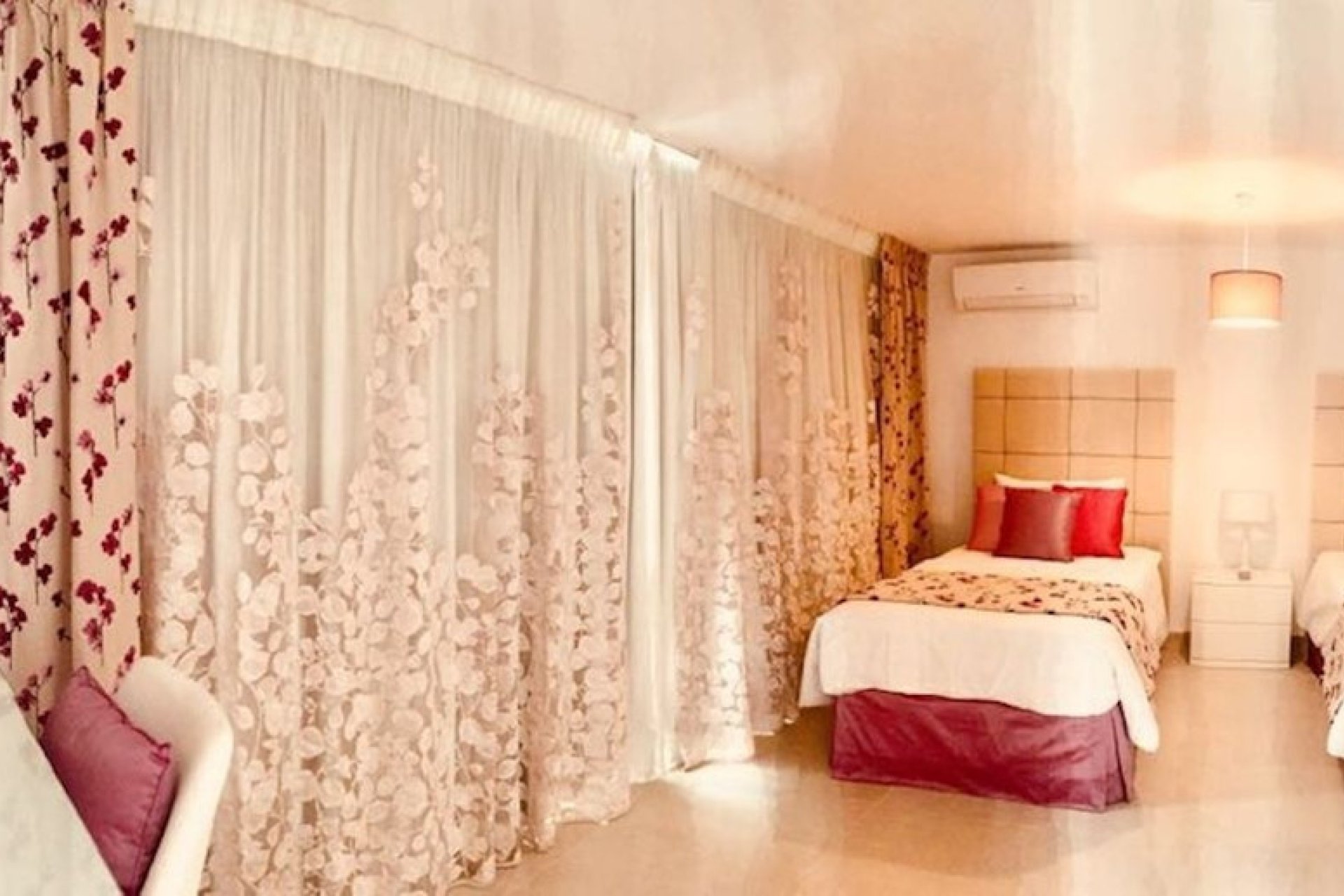 Resale - Apartment - Duplex - Marbella - Nueva Andalucia