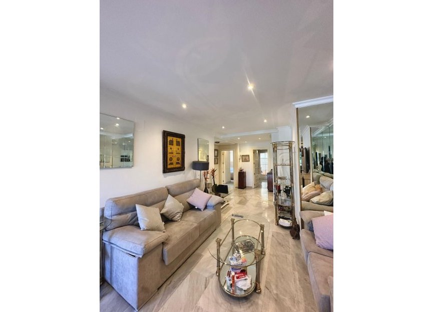 Resale - Apartment - Duplex - Marbella - Nueva Andalucia