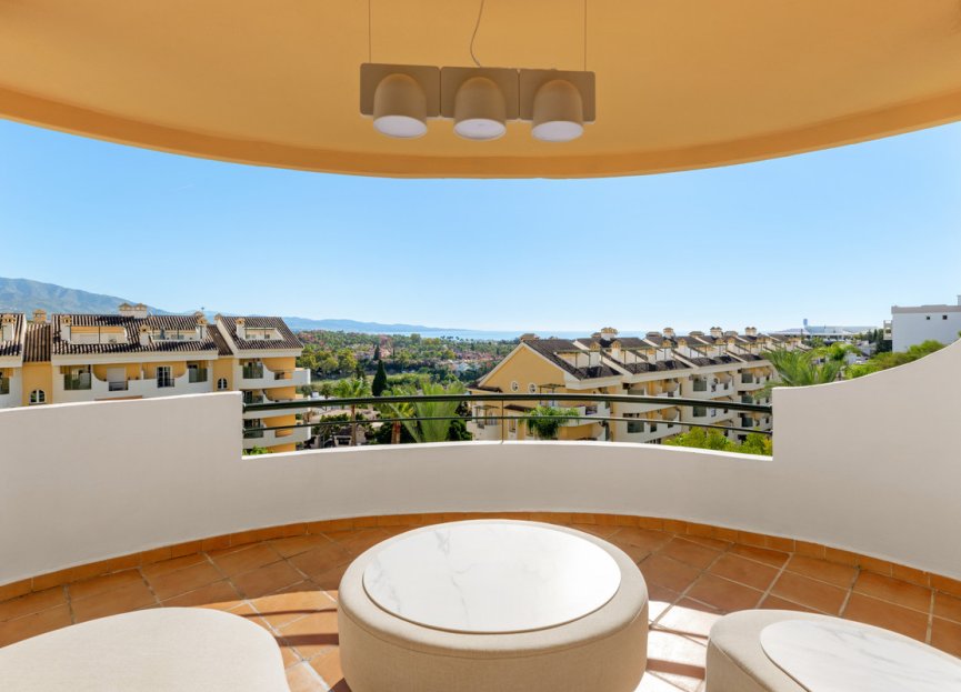 Resale - Apartment - Duplex - Marbella - Nueva Andalucia