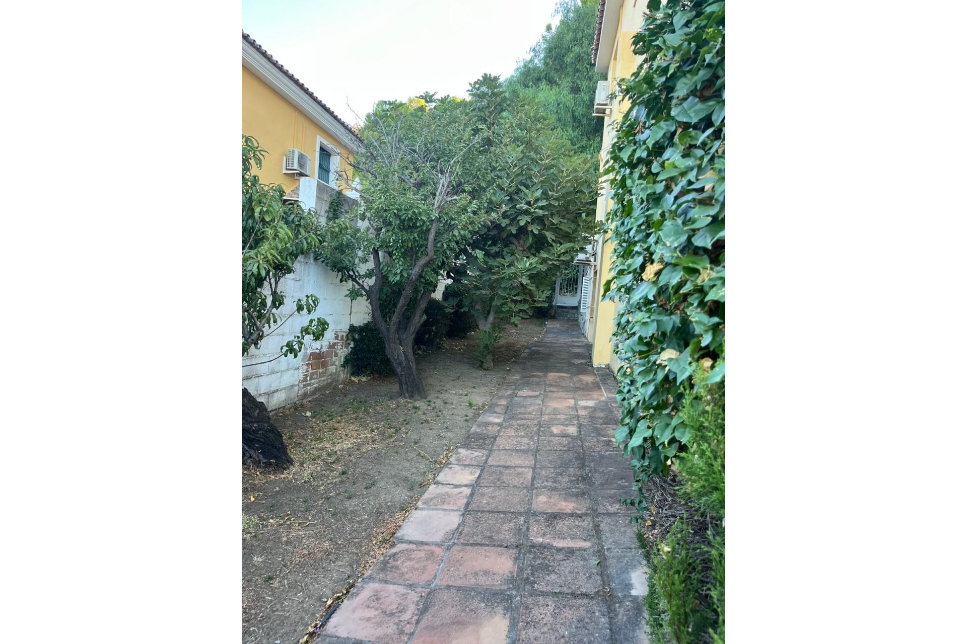 Resale - Apartment - Duplex - Marbella - Nueva Andalucia