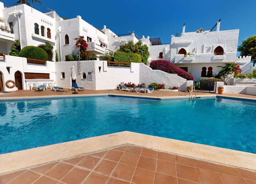 Resale - Apartment - Duplex - Marbella - Nueva Andalucia