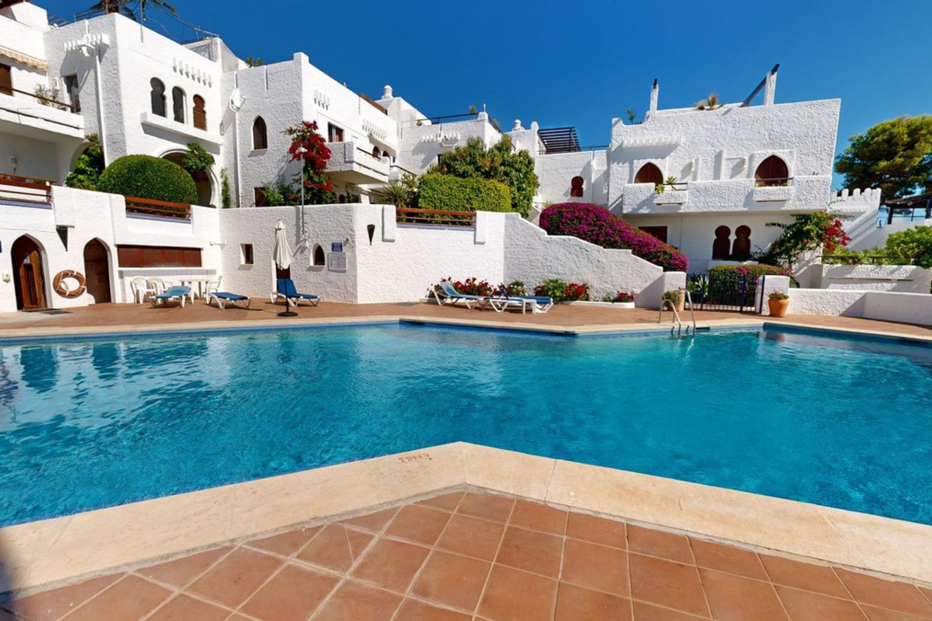 Resale - Apartment - Duplex - Marbella - Nueva Andalucia