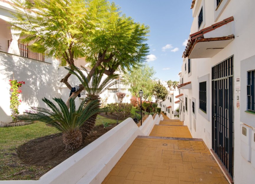 Resale - Apartment - Duplex - Marbella - Nueva Andalucia