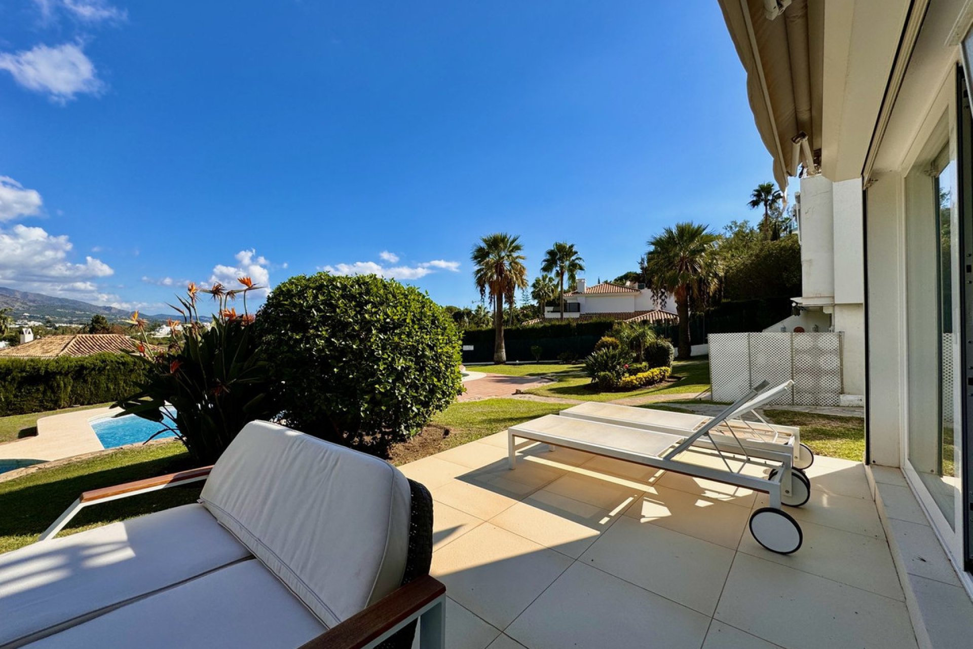 Resale - Apartment - Duplex - Marbella - Nueva Andalucia