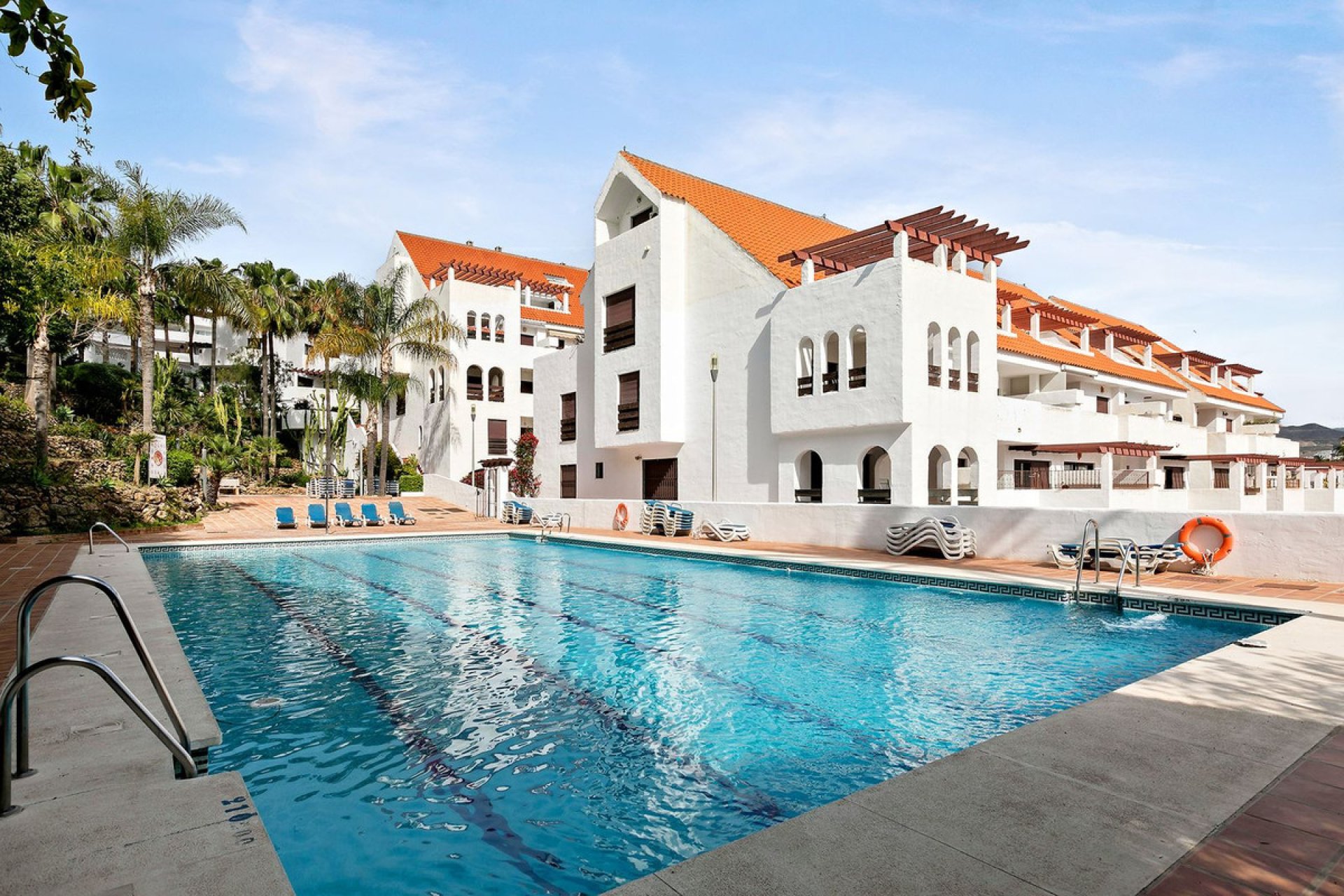 Resale - Apartment - Duplex - Marbella - Nueva Andalucia