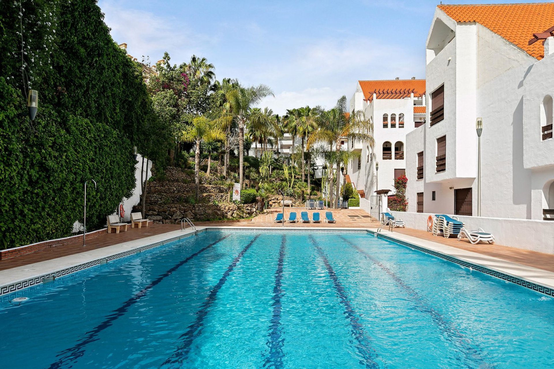 Resale - Apartment - Duplex - Marbella - Nueva Andalucia