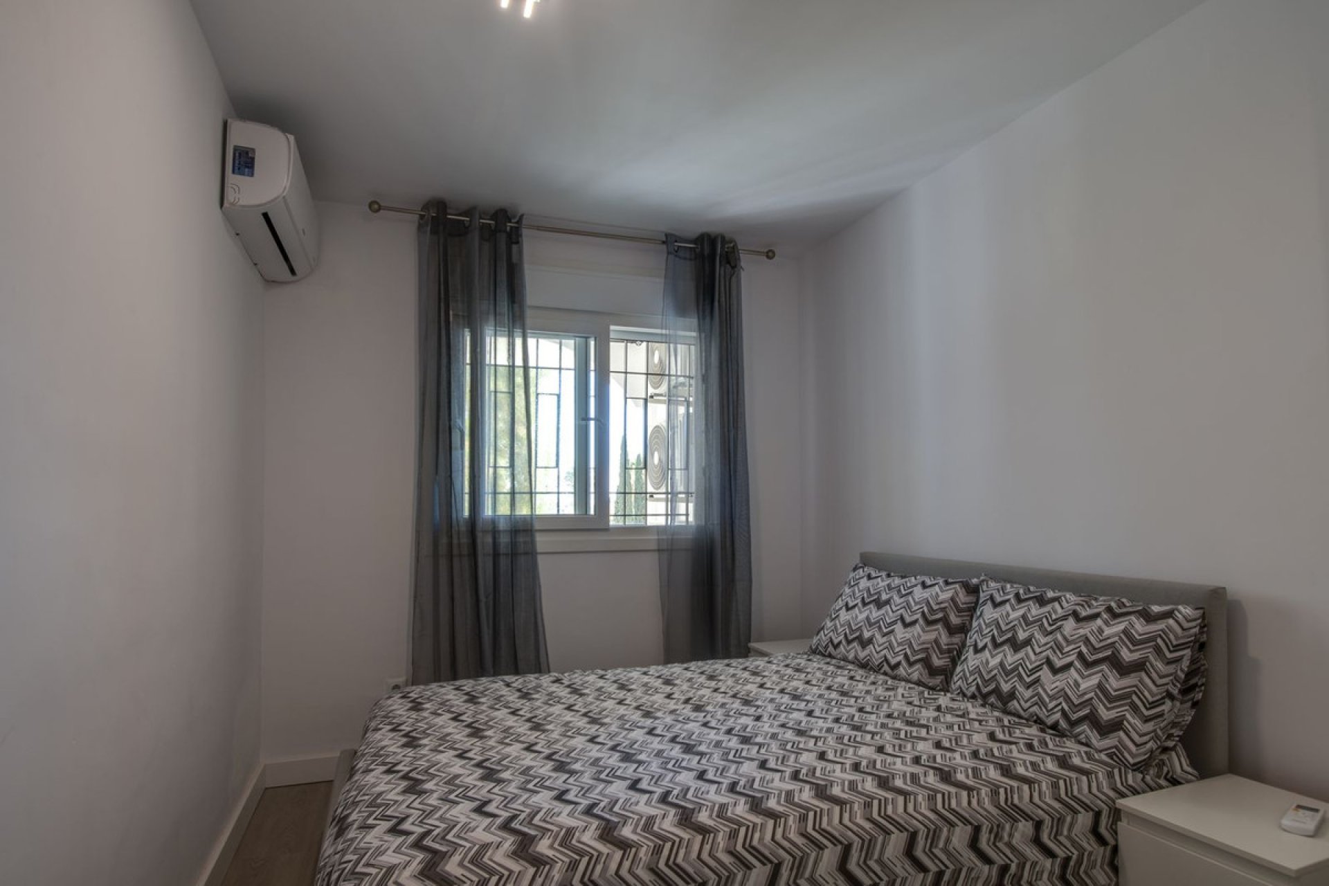 Resale - Apartment - Duplex - Marbella - Nueva Andalucia