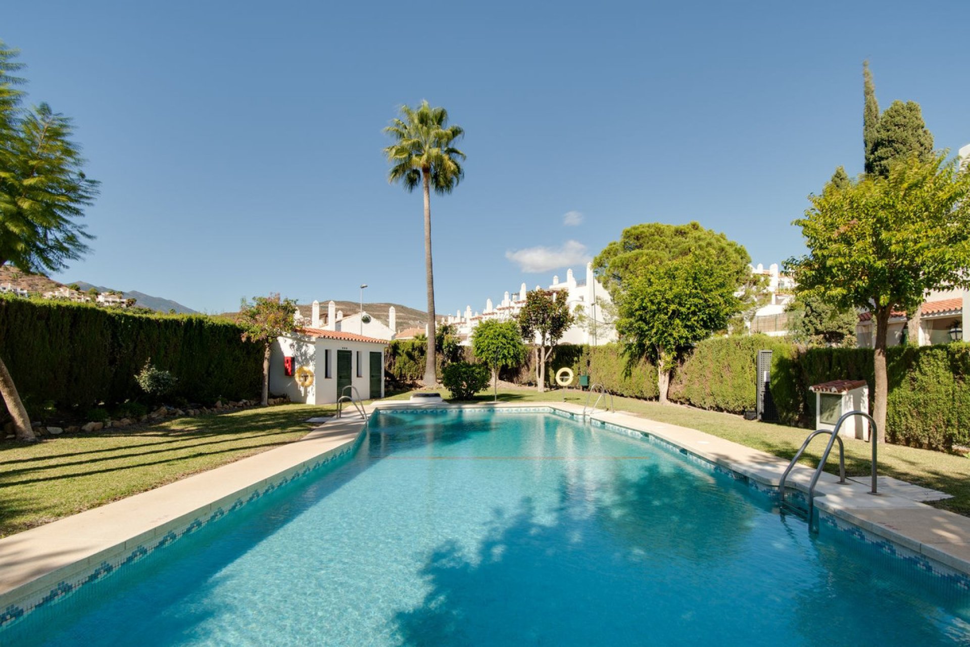 Resale - Apartment - Duplex - Marbella - Nueva Andalucia