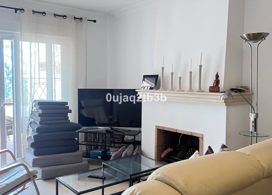 Resale - Apartment - Duplex - Marbella - Nueva Andalucia