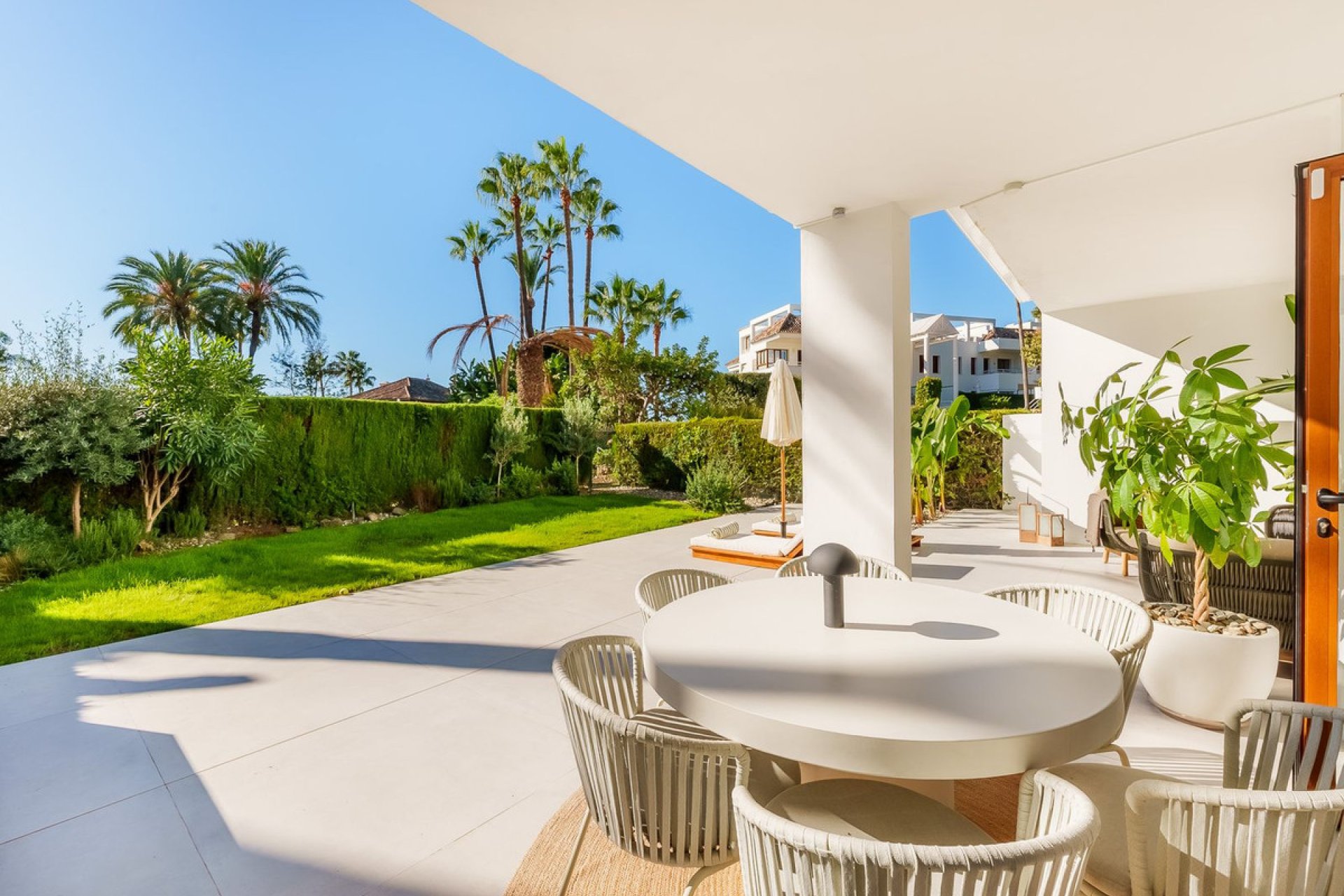 Resale - Apartment - Duplex - Marbella - Nueva Andalucia