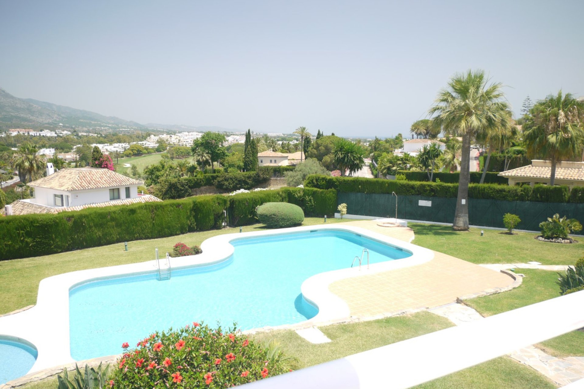 Resale - Apartment - Duplex - Marbella - Nueva Andalucia