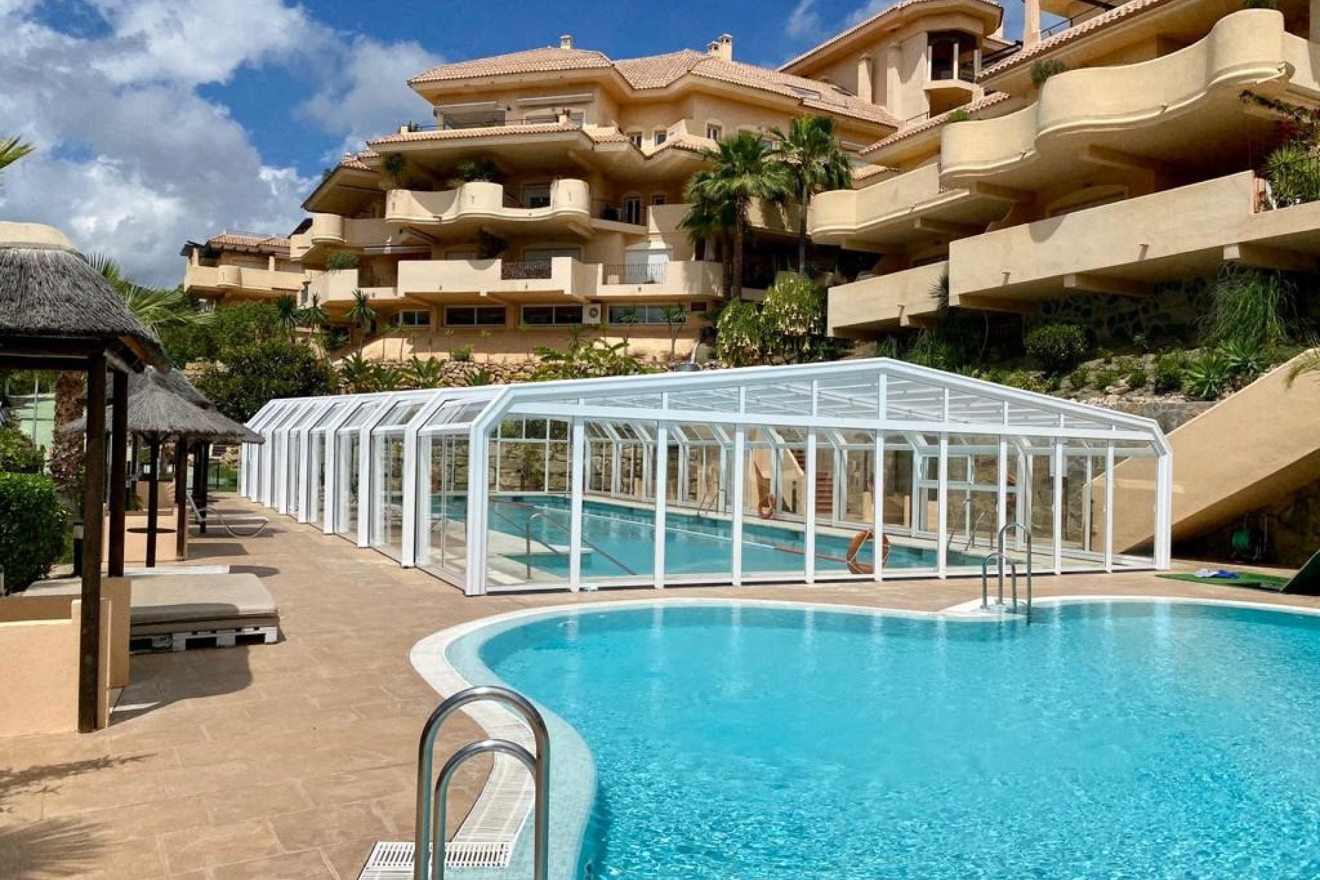 Resale - Apartment - Duplex - Marbella - Nueva Andalucia