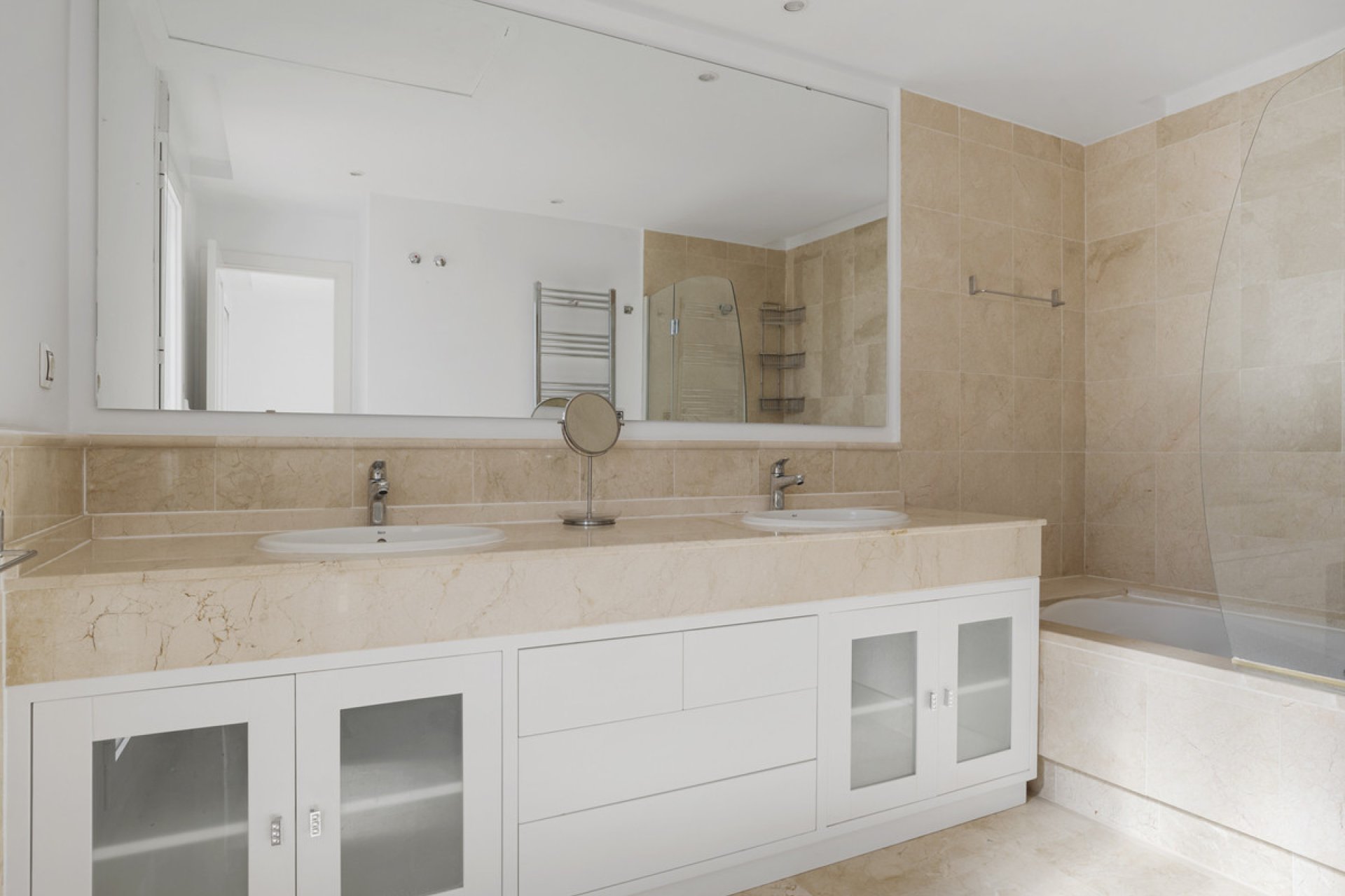 Resale - Apartment - Duplex - Marbella - Nueva Andalucia