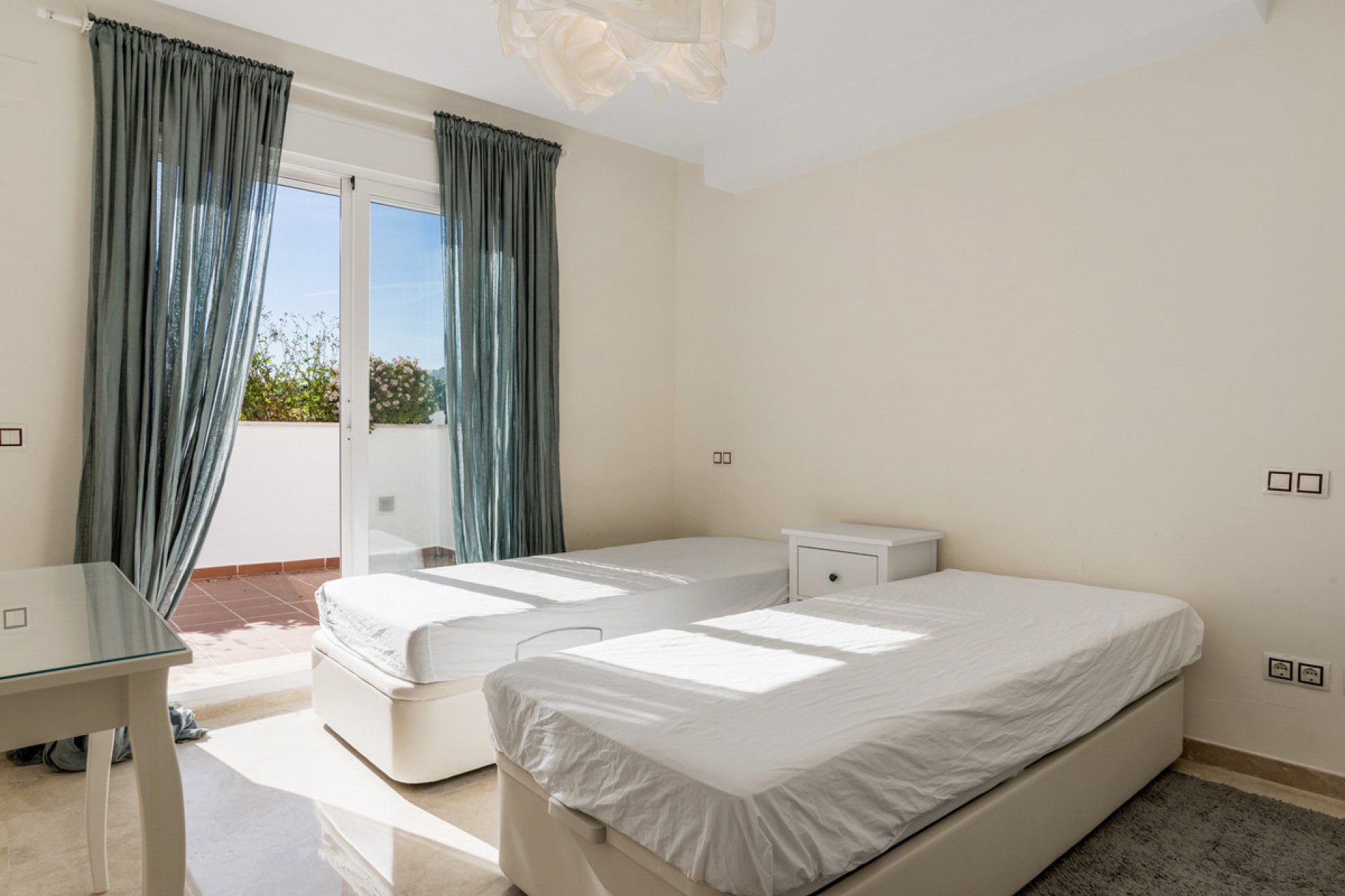 Resale - Apartment - Duplex - Marbella - Nueva Andalucia