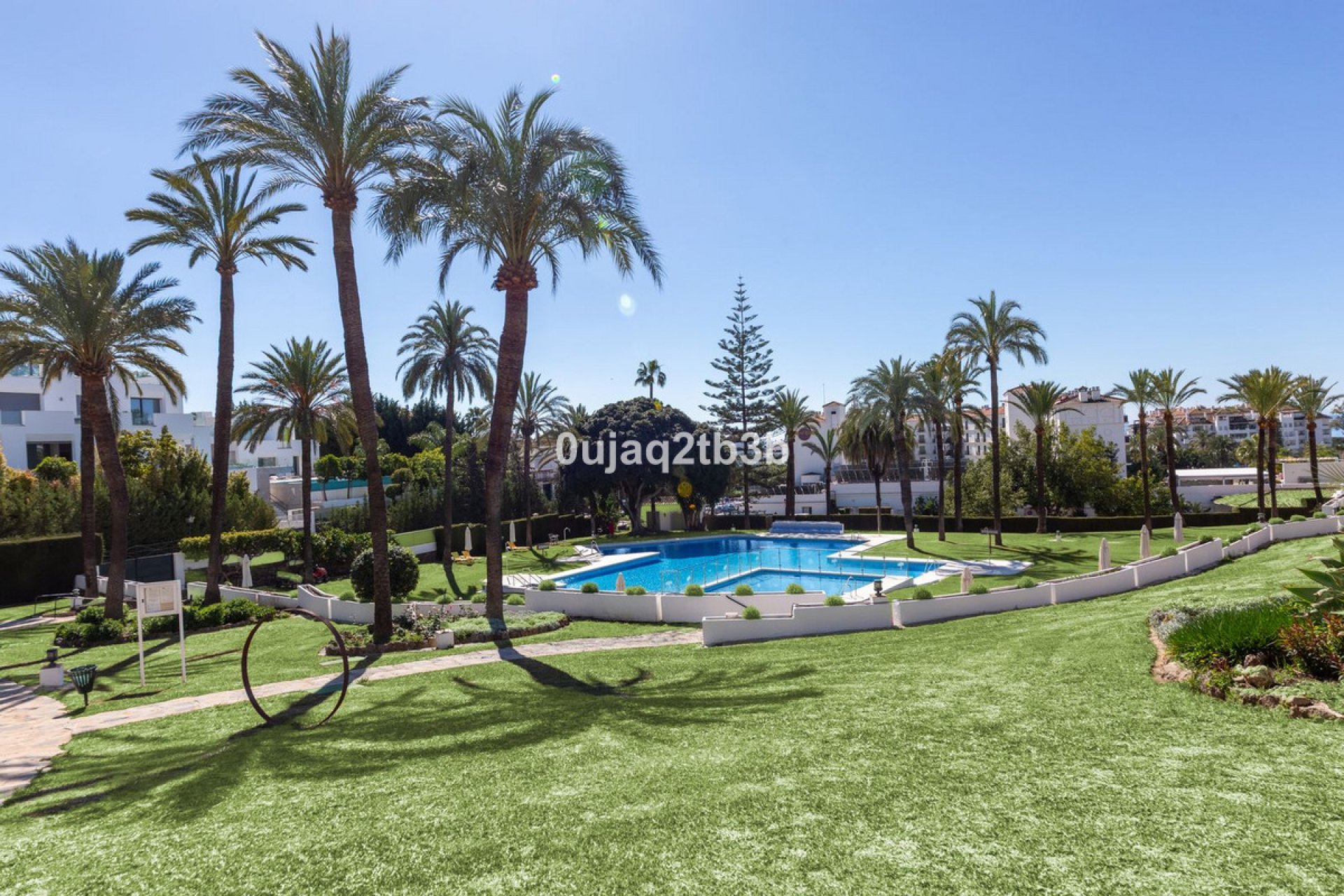 Resale - Apartment - Duplex - Marbella - Nueva Andalucia