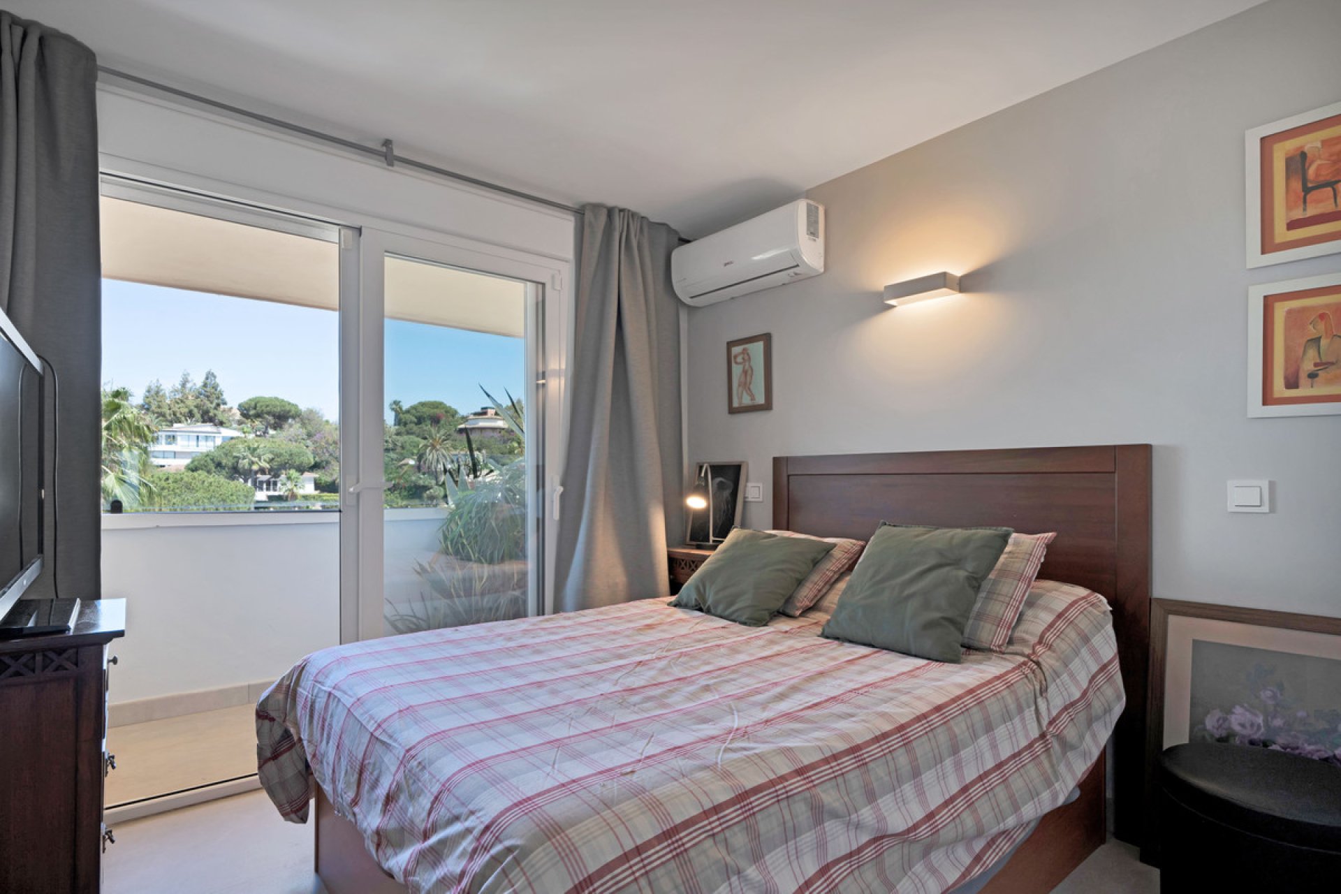 Resale - Apartment - Duplex - Marbella