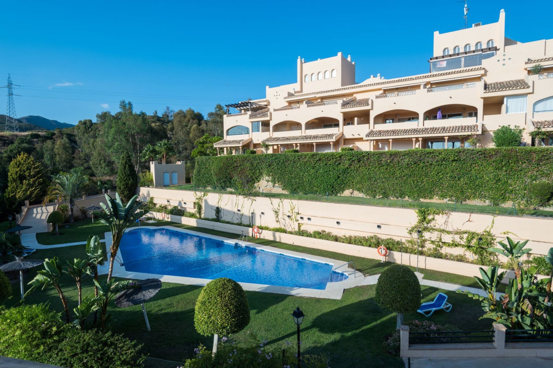 Resale - Apartment - Elviria