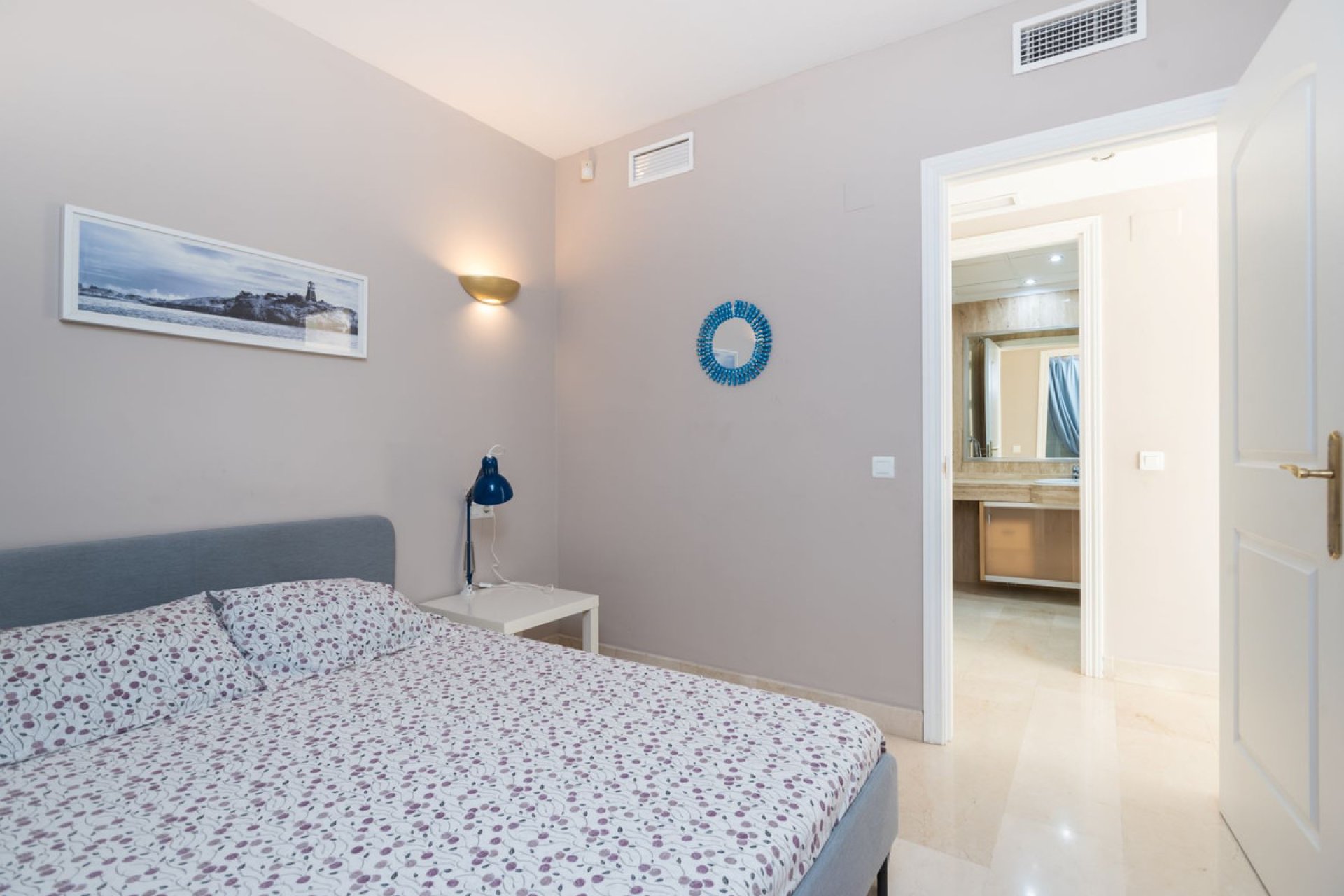 Resale - Apartment - Elviria