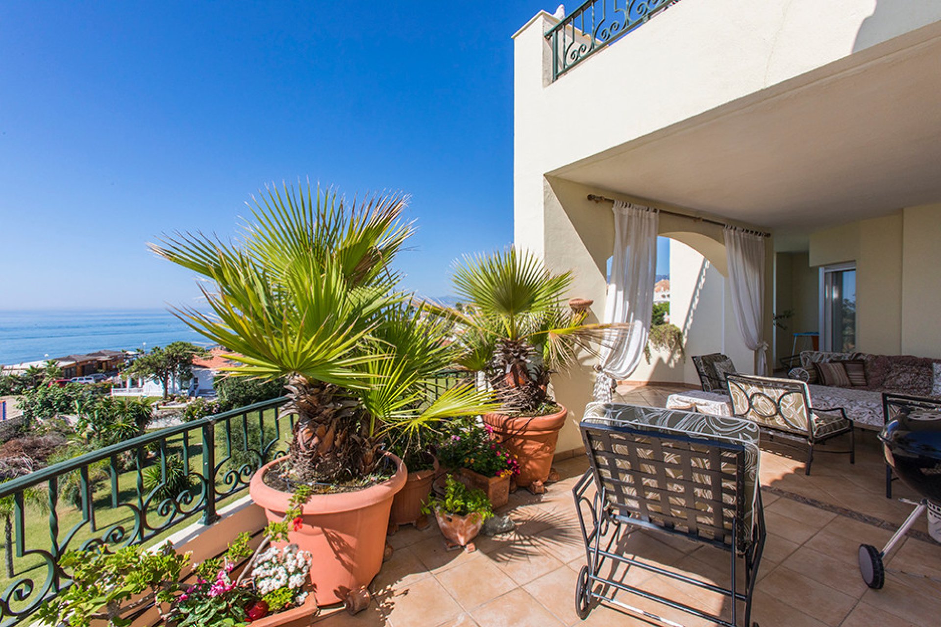 Resale - Apartment - Elviria