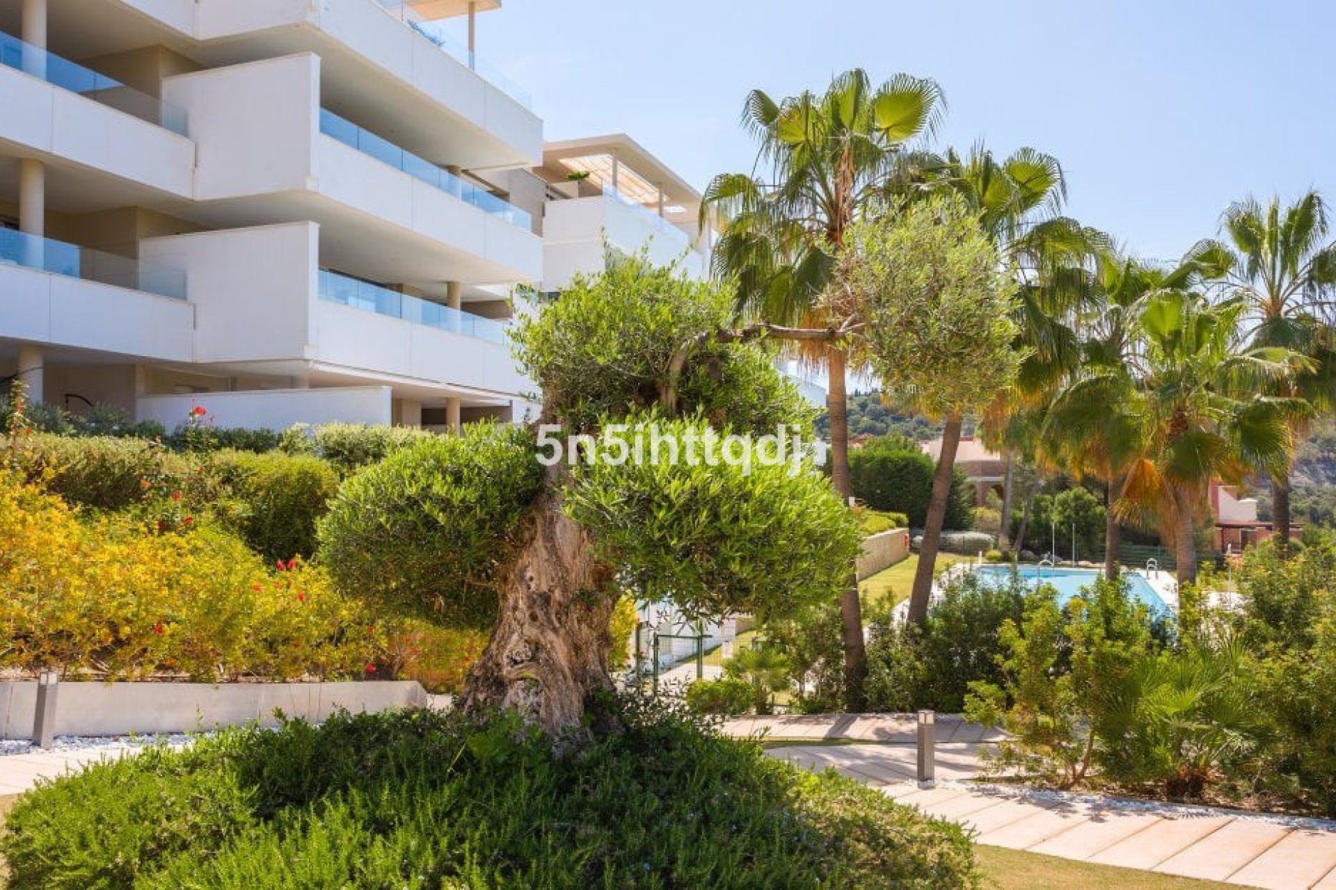 Resale - Apartment / flat - Benahavís