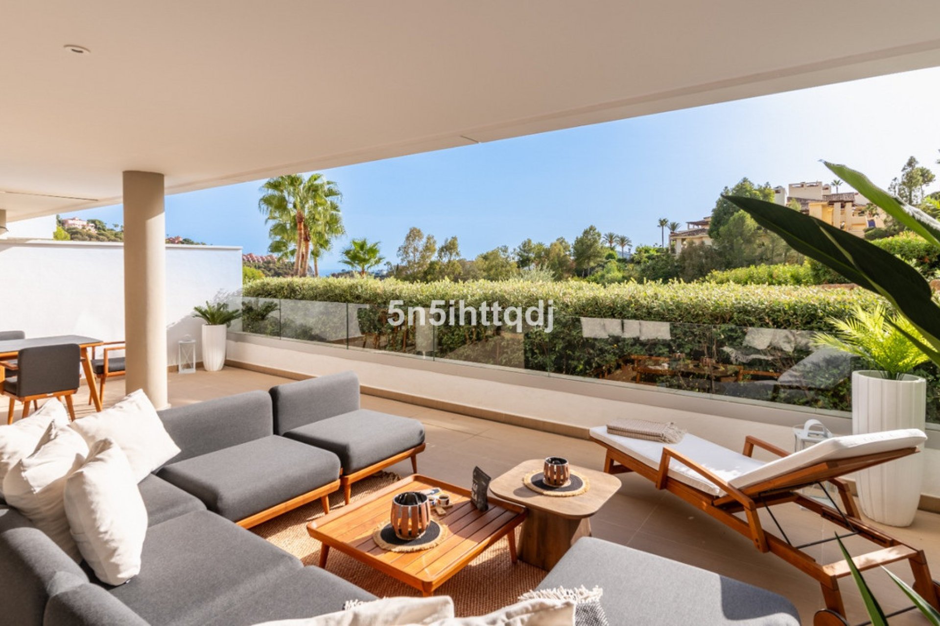 Resale - Apartment / flat - Benahavís