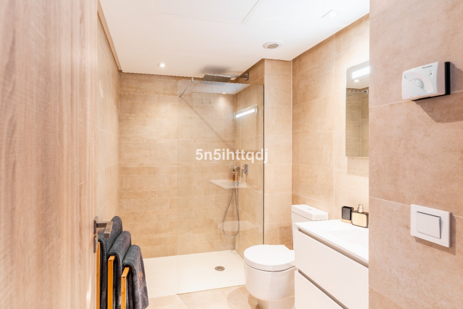 Resale - Apartment / flat - Benahavís