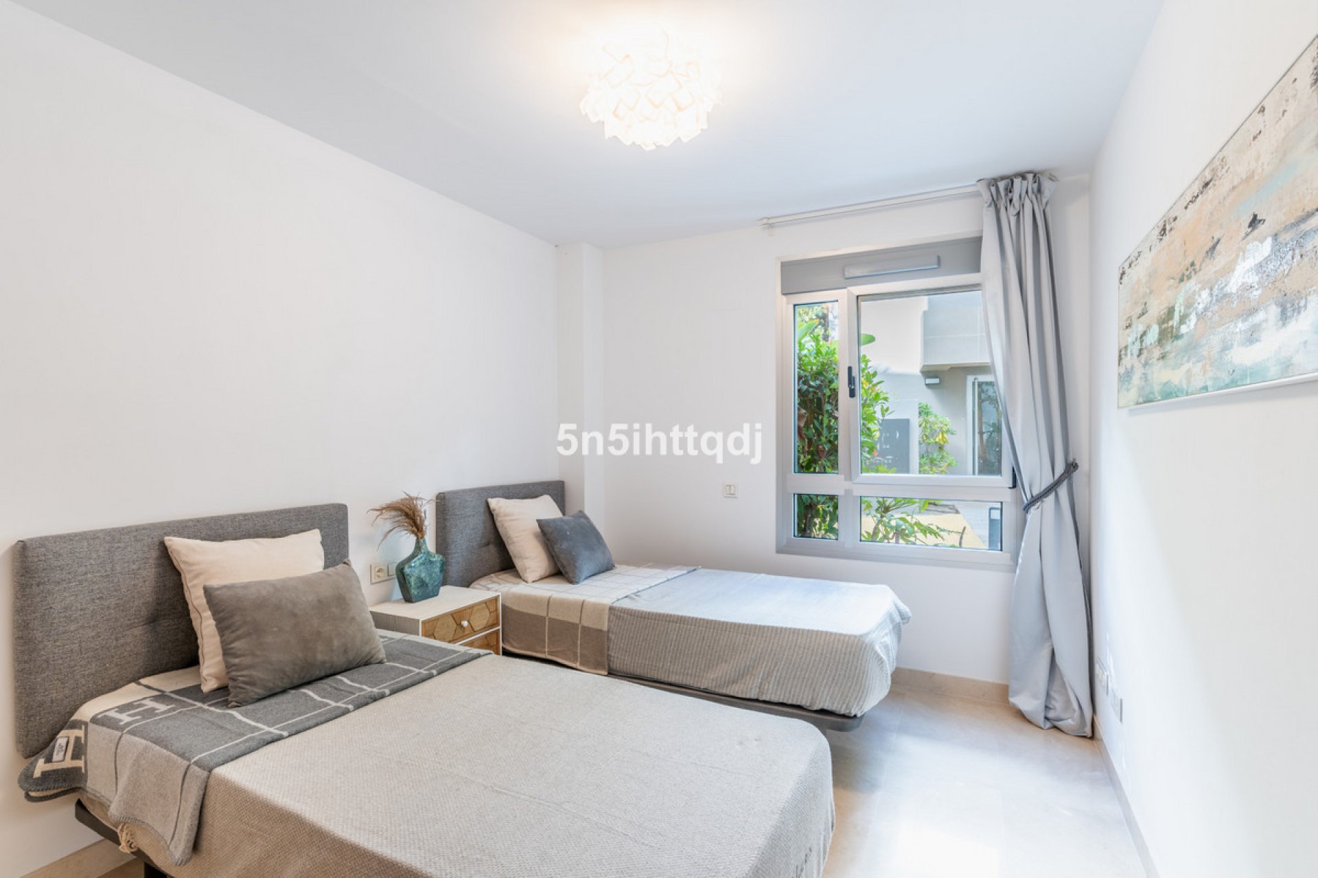 Resale - Apartment / flat - Benahavís