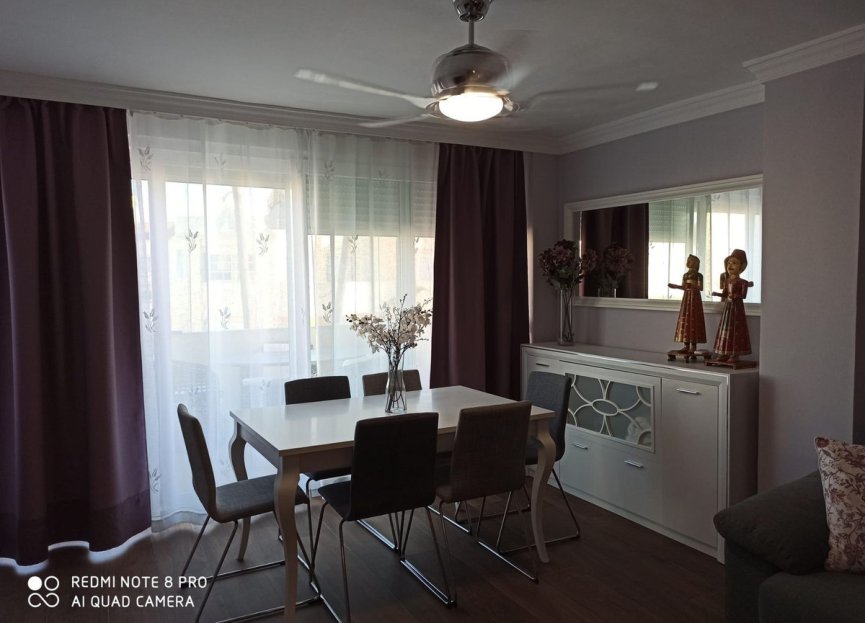 Resale - Apartment / flat - Benalmádena