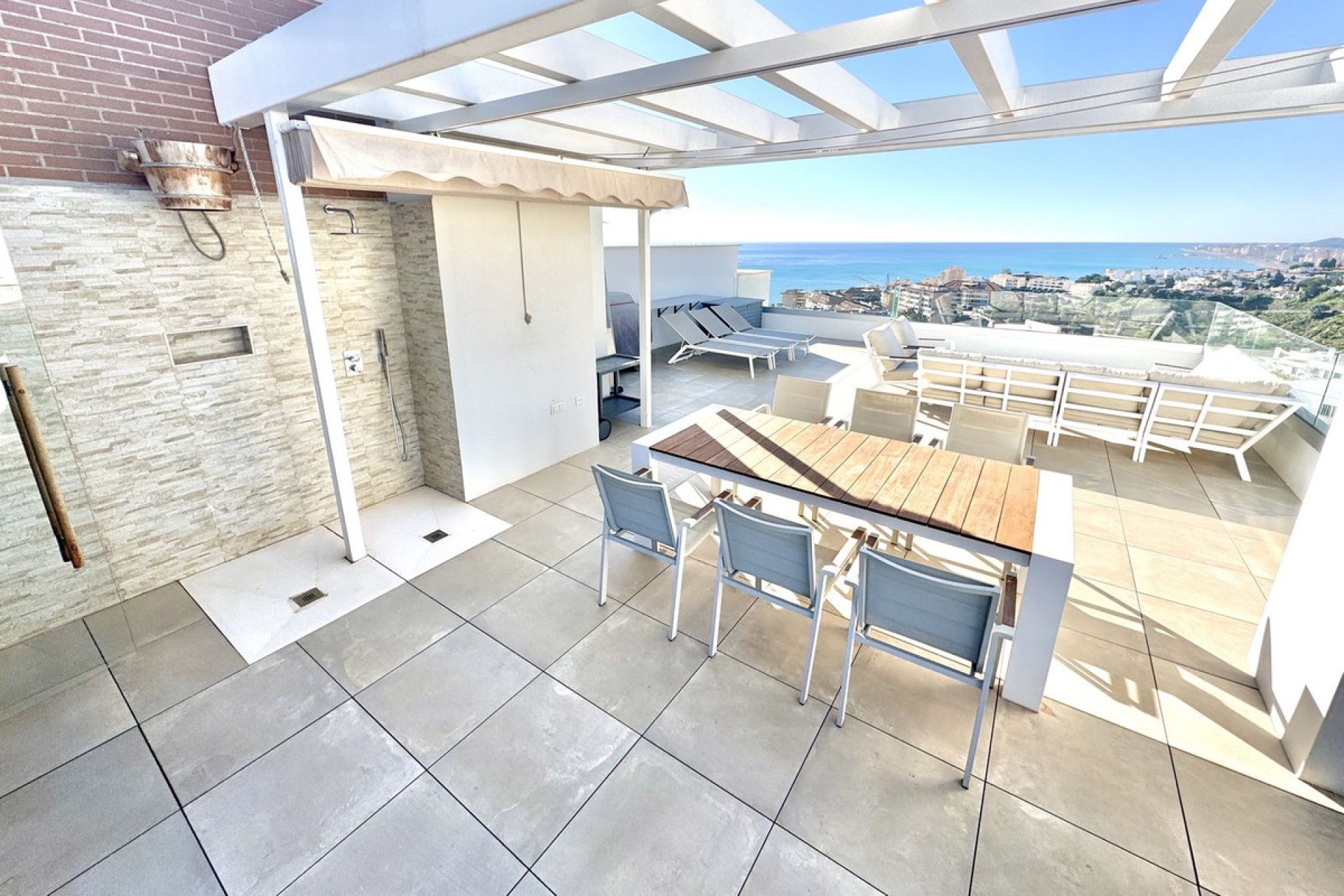 Resale - Apartment / flat - Benalmádena