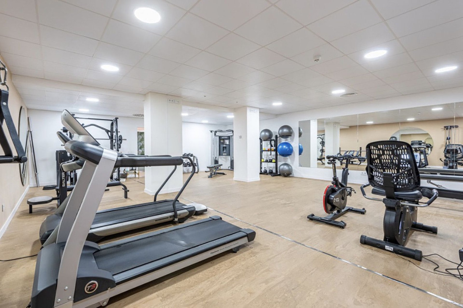 Resale - Apartment / flat - Benalmádena