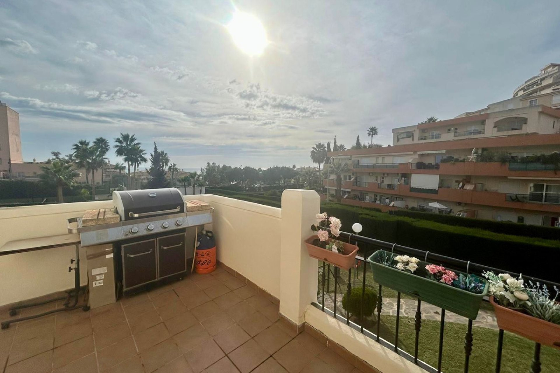 Resale - Apartment / flat - Benalmádena