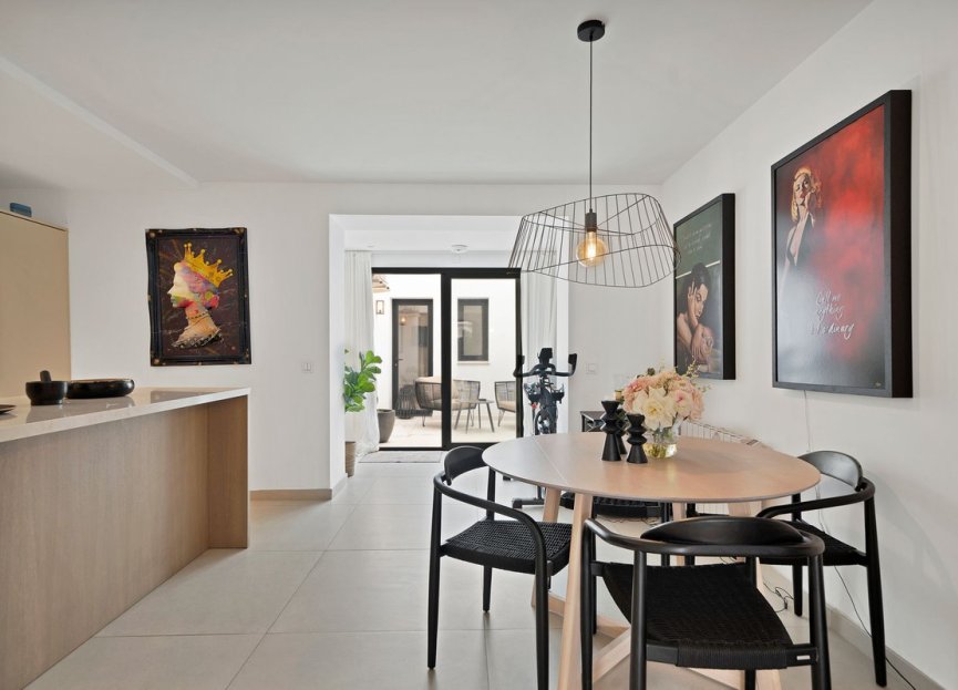 Resale - Apartment / flat - Estepona