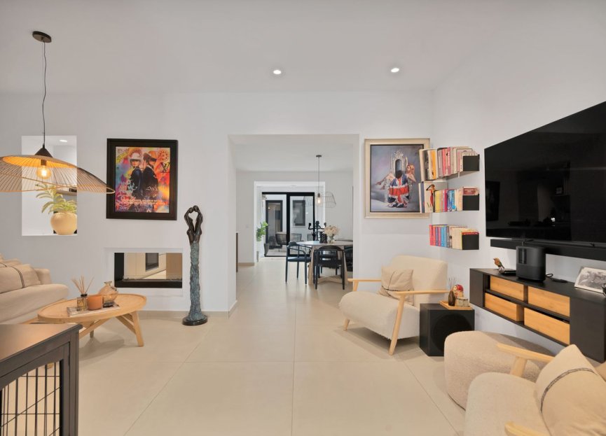 Resale - Apartment / flat - Estepona